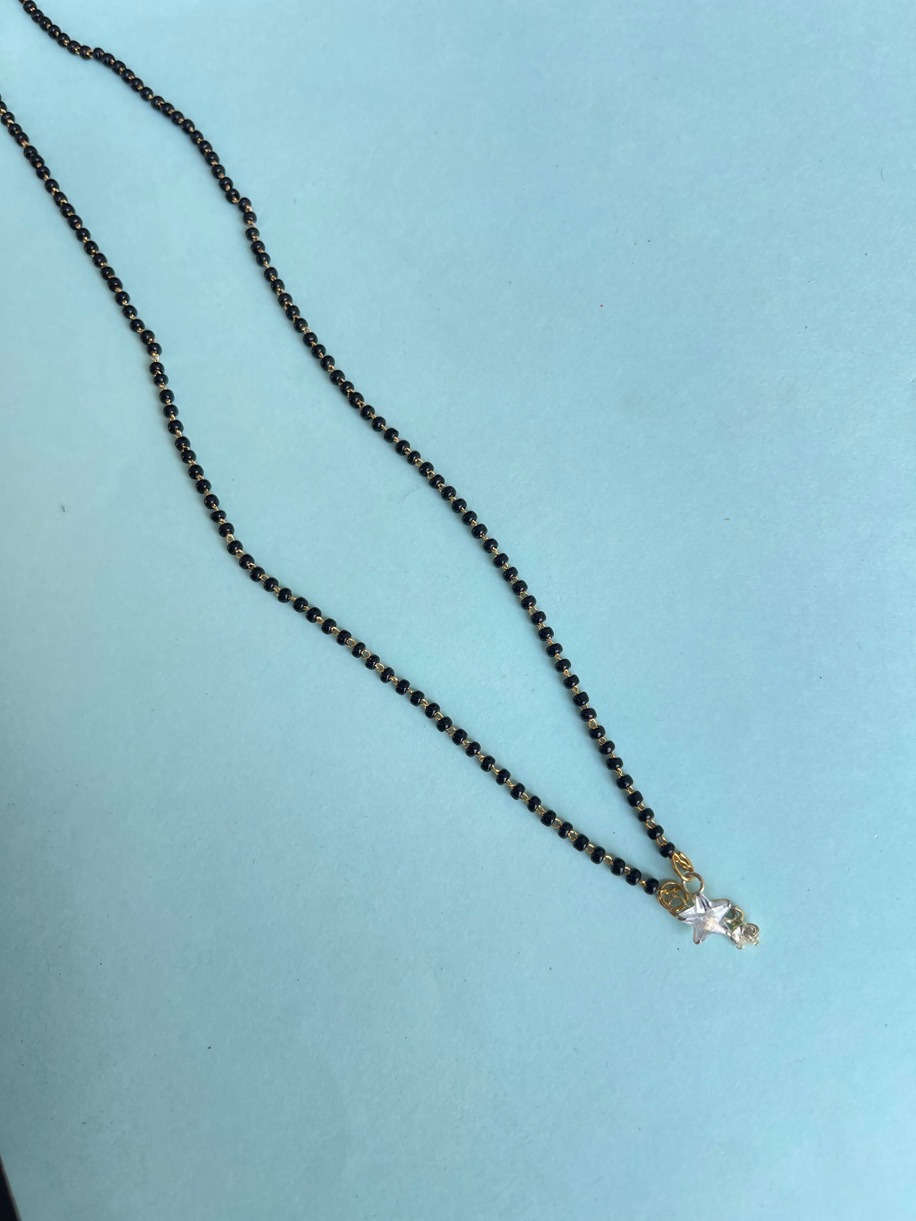 Star pendant single line blackbeads
