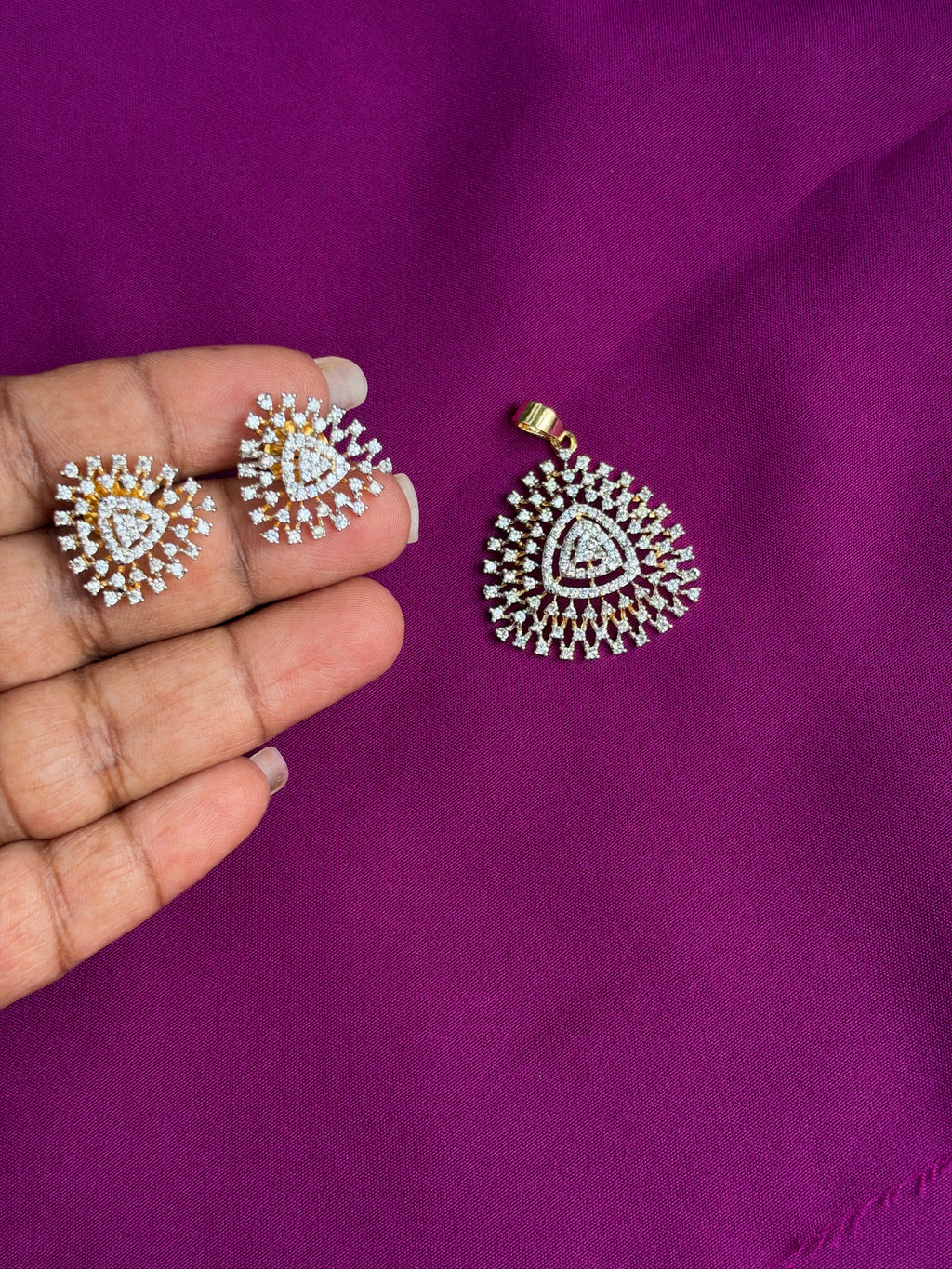 L058 diamond pendant with back push studs