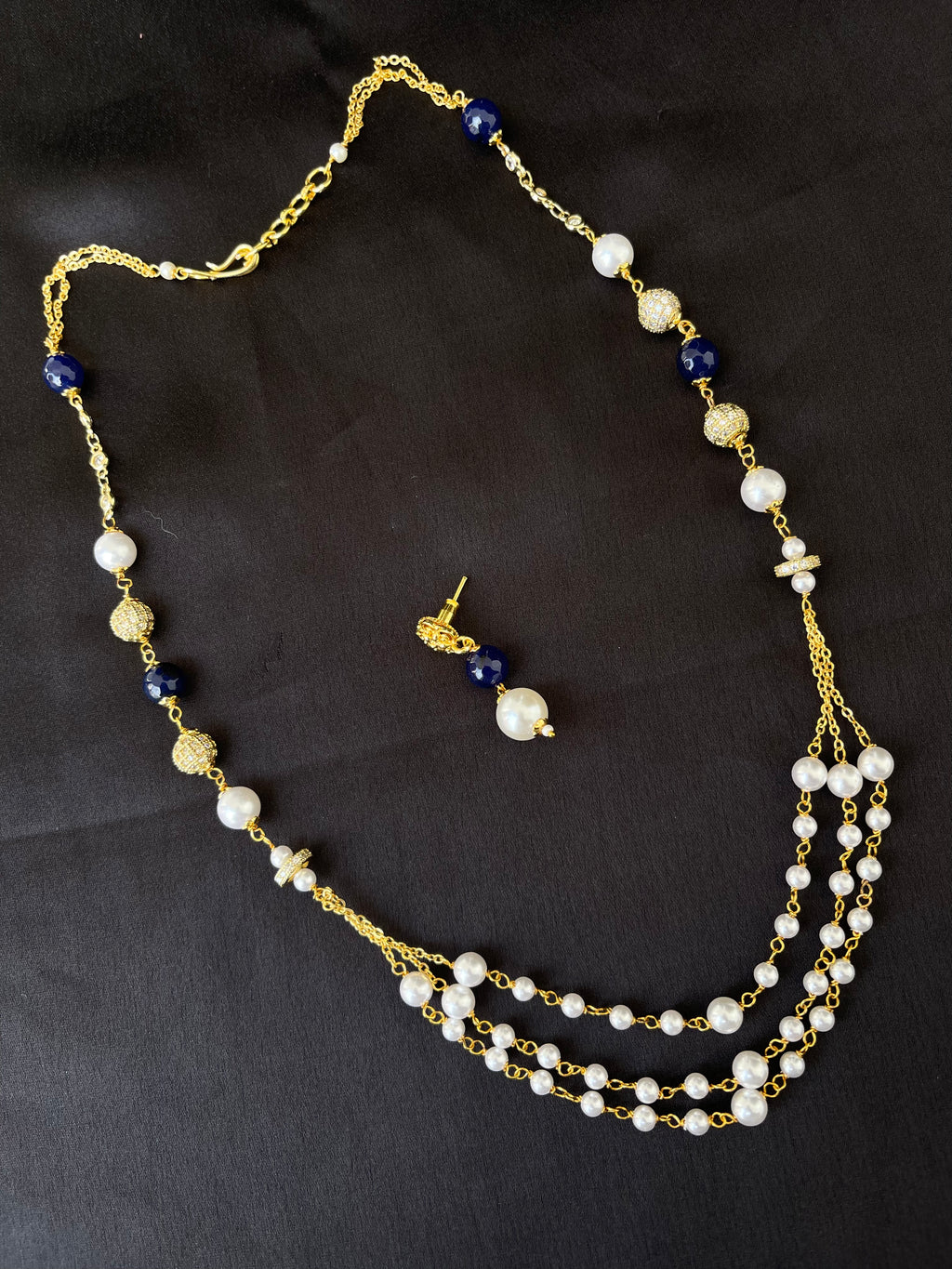 White blue 3 layers chain with earrings pr006