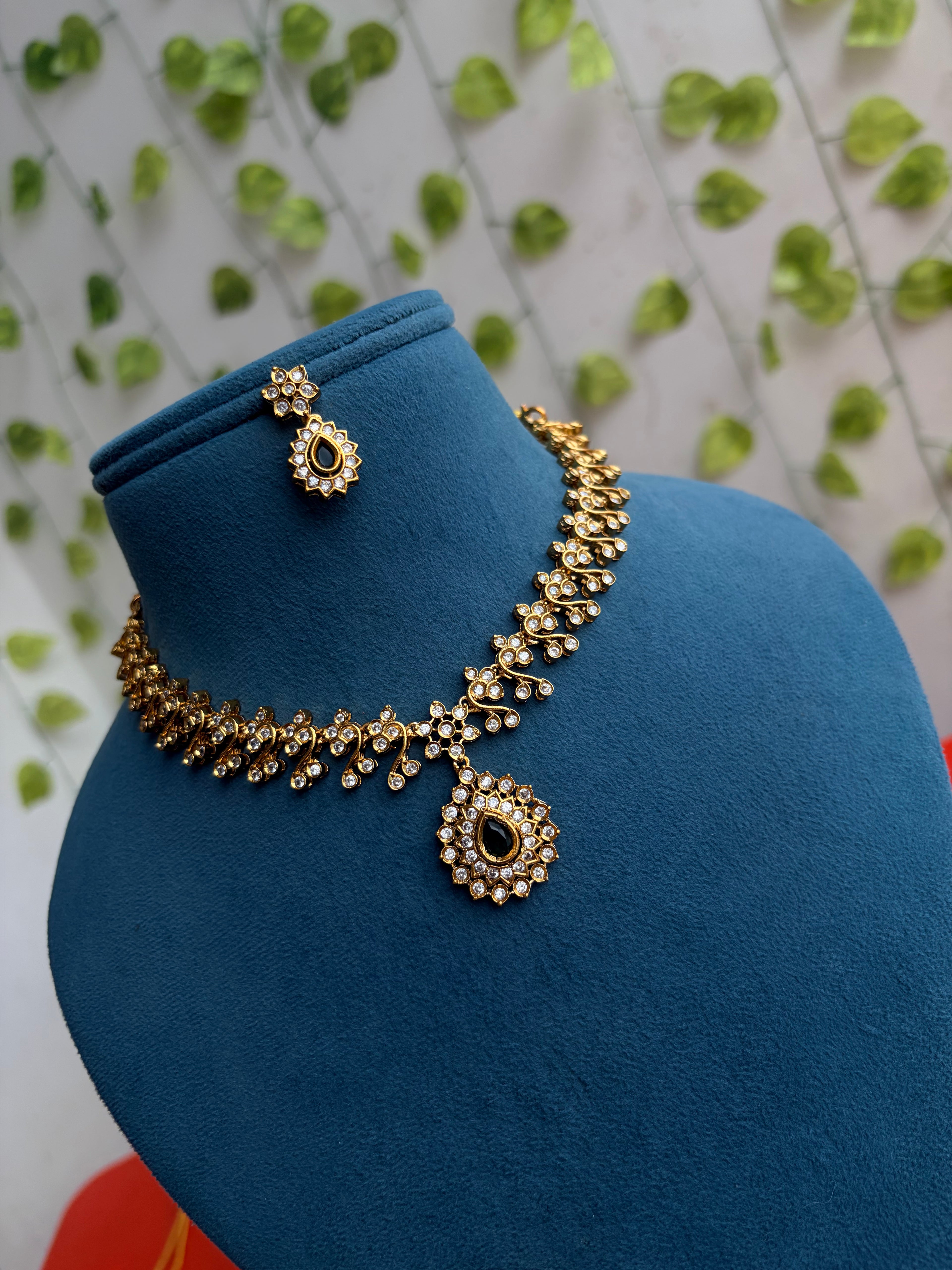 Ns873 pink pendant stones short Neckset with earrings