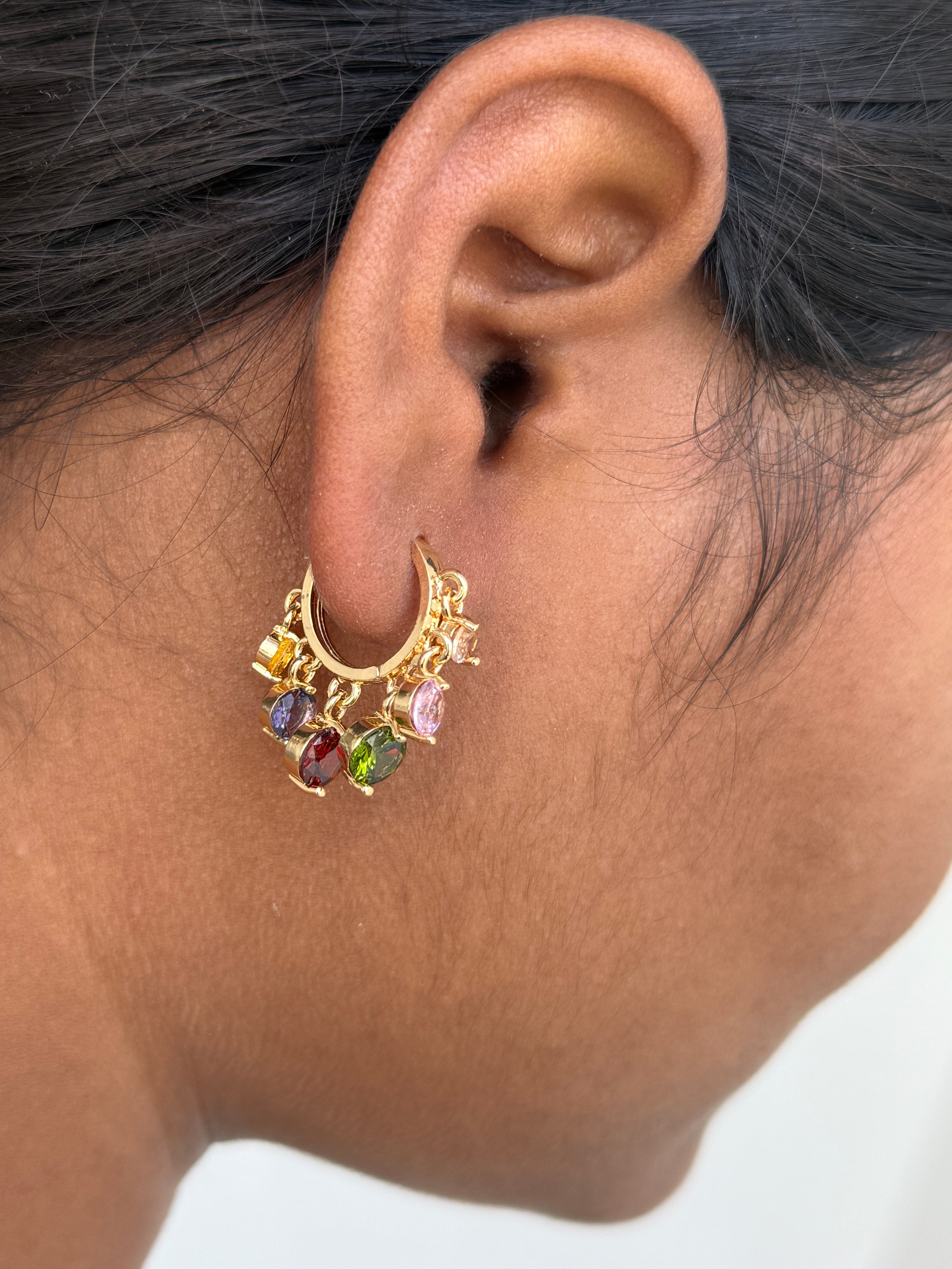 Er001 6stones hoops earrings