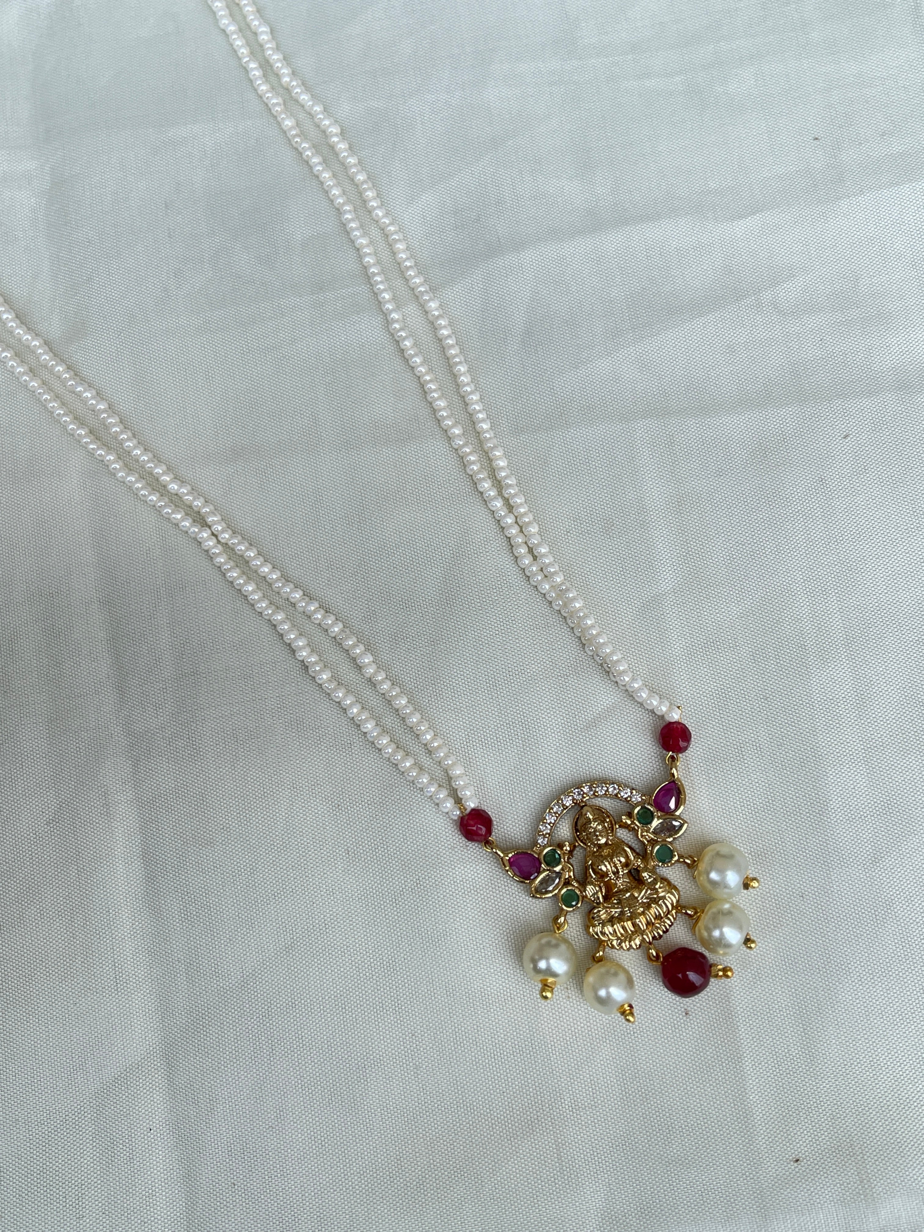 2 lines sugar pearl Lakshmi Devi pendant in ruby and green pc001