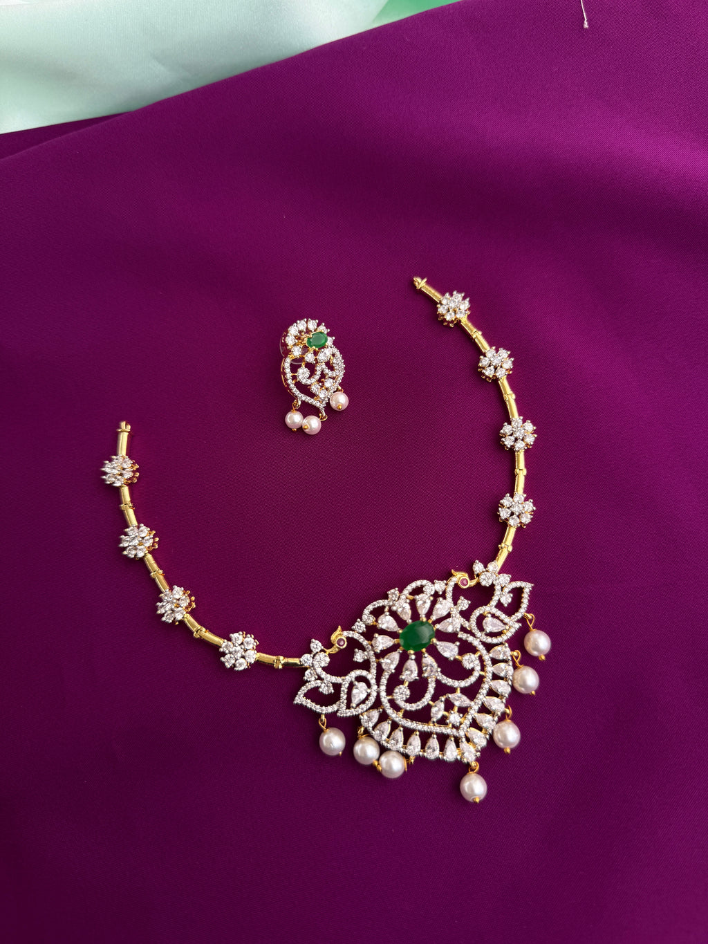 Emerald kante flower design Neckset with earrings ns299