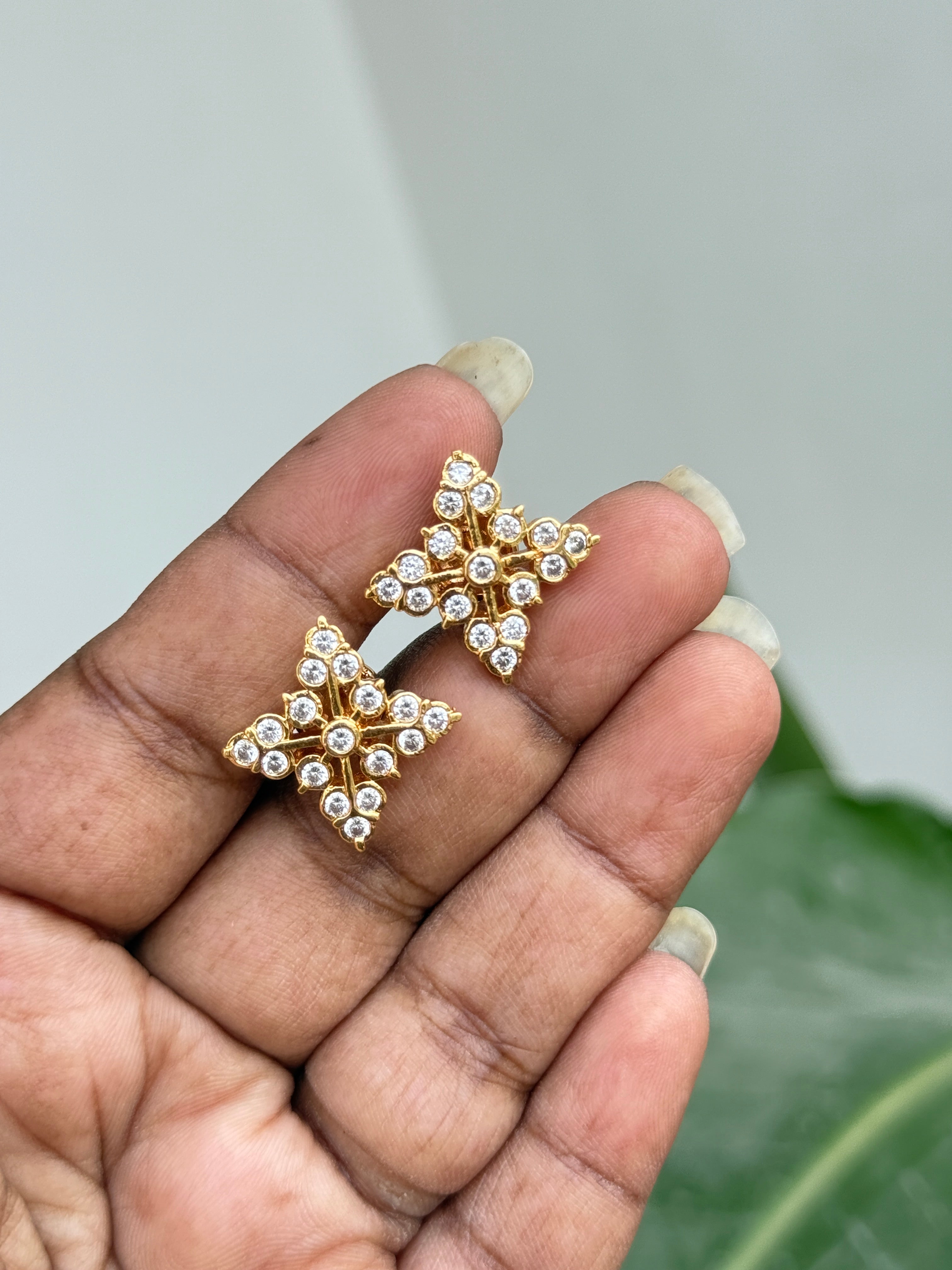Ph089 4 flowers panchaloham studs