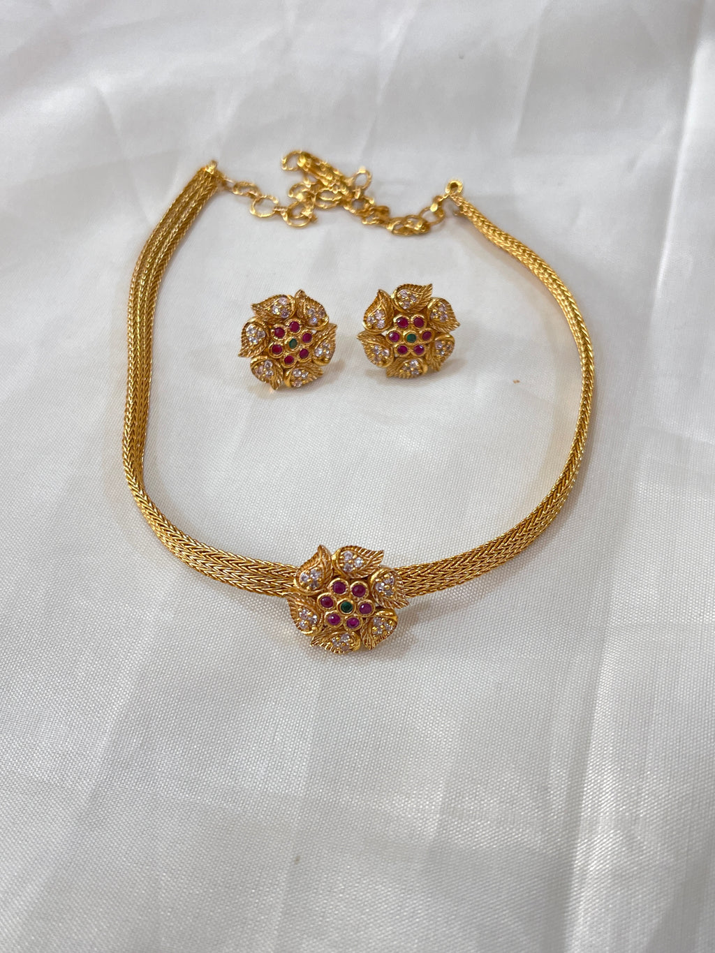 small flower choker with studs suits for kids too