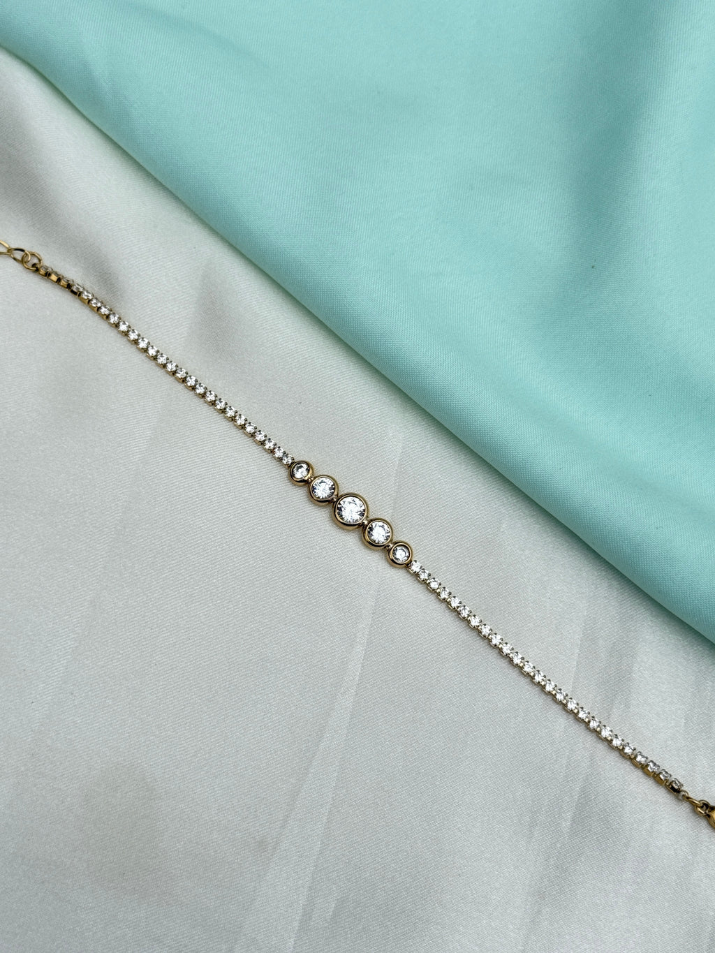Ab065 anti tarnish stones 7.5 inches 2.4 to 2.6 adjustable chain bracelet