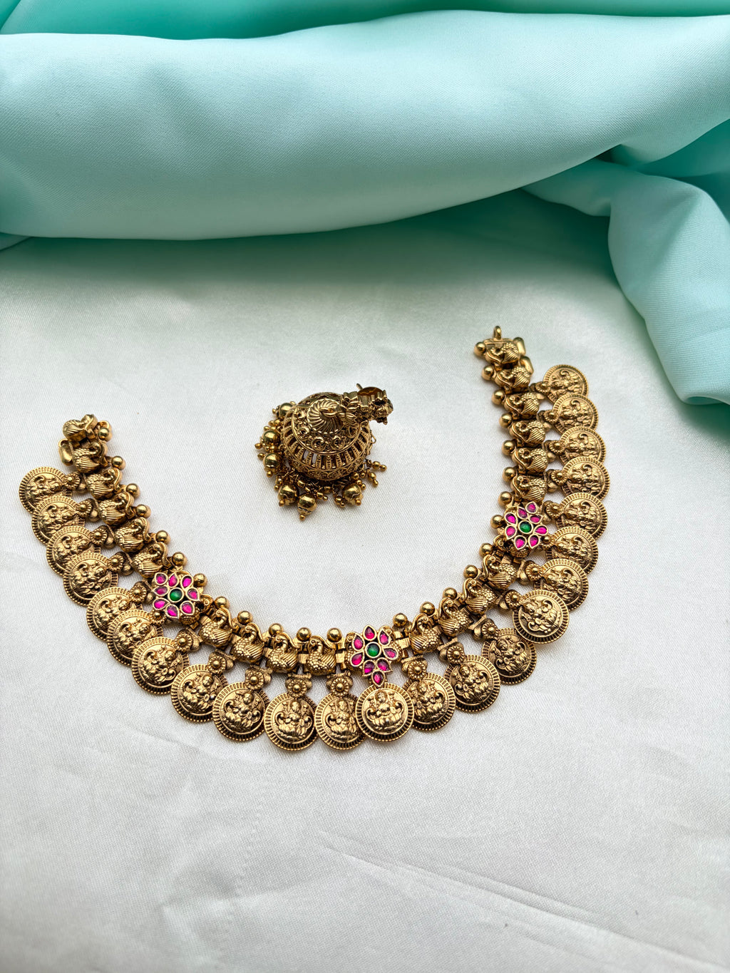 Lakshmi Devi duke kasula peru neckset with butta earrings ns237