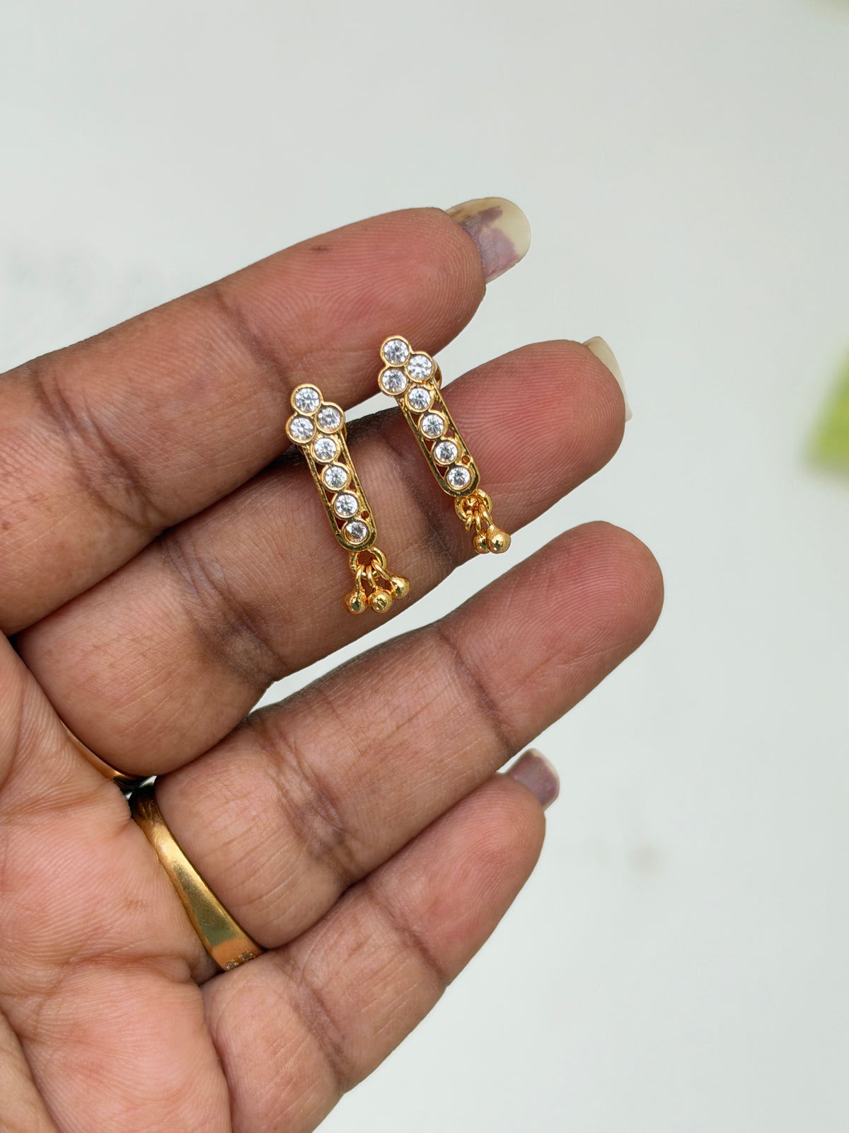 Ph813 panchaloham j type hanging back screw earrings