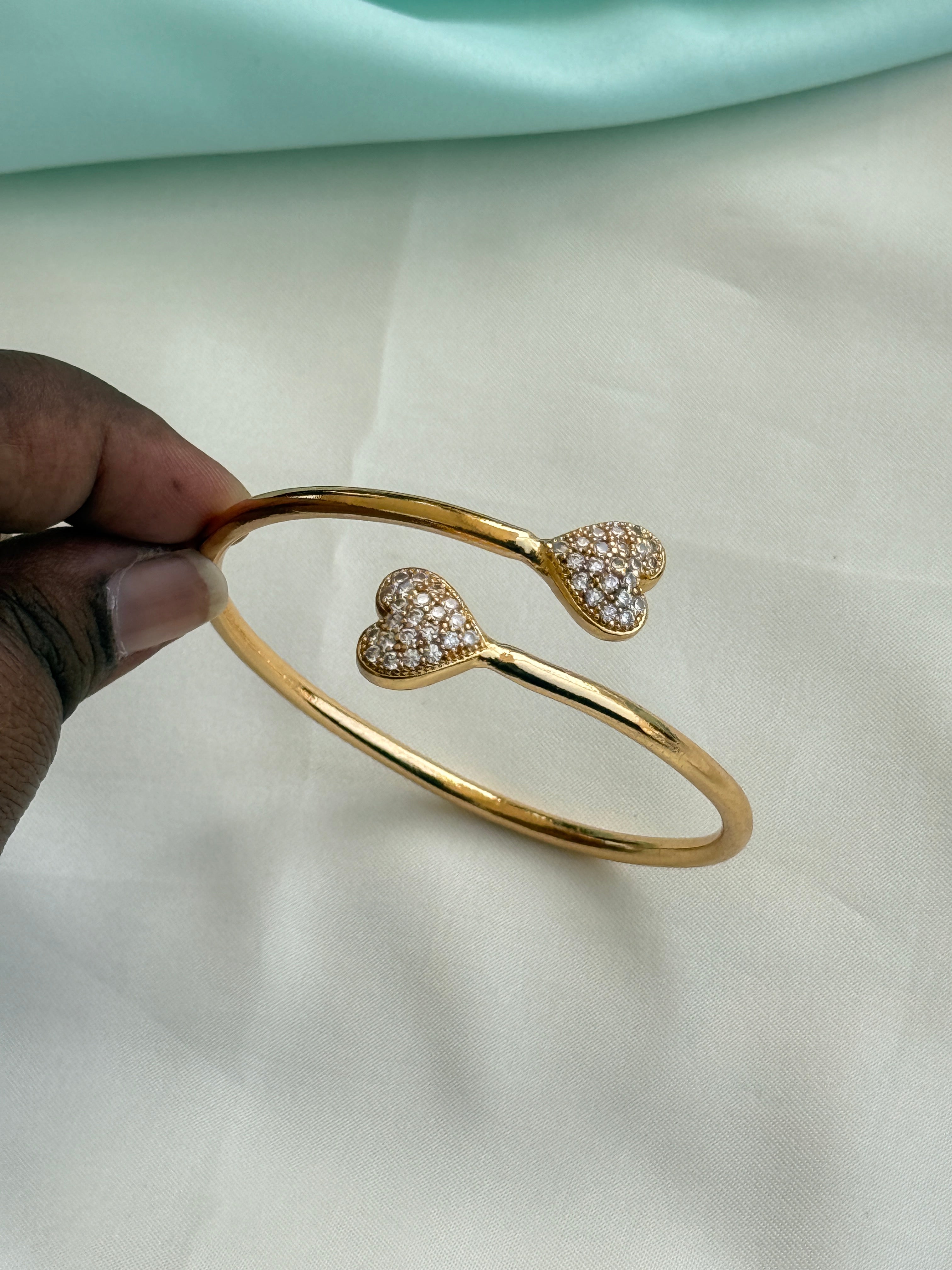 Ph534 panchaloham polished heart stones 2.6 to 2.8 size openable kada