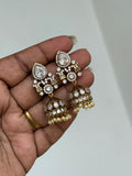 Er135 uncuts small butta Earrings