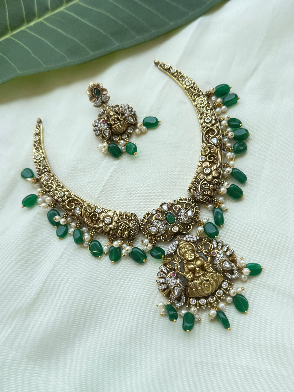 Ns262 lakshmi devi kundan kante