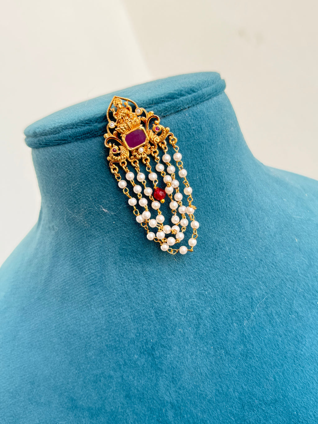 Pe001-pearl lakshmi Devi earrings