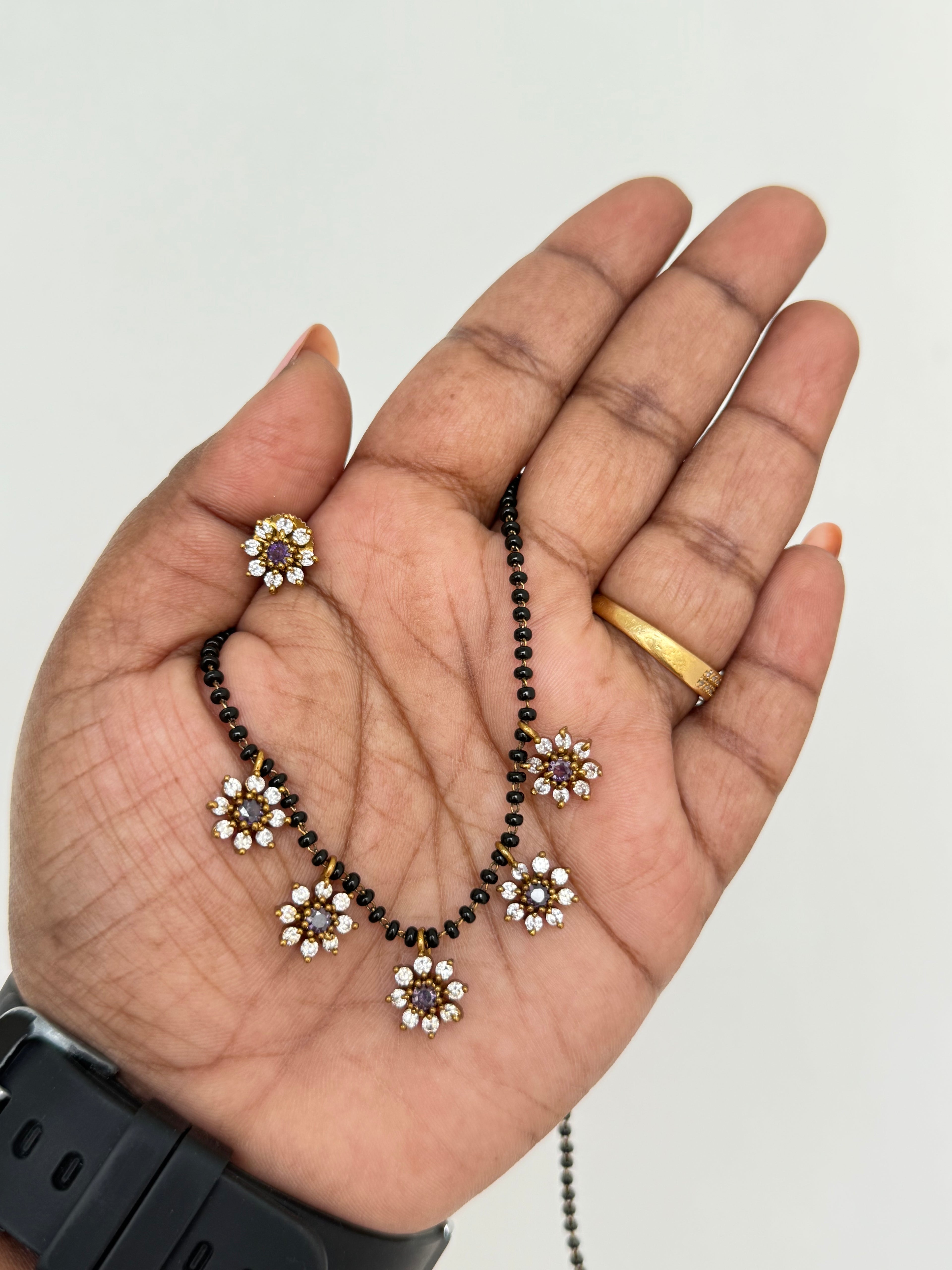 5 flowers 20inches  Blackbeads with studs bb0046
