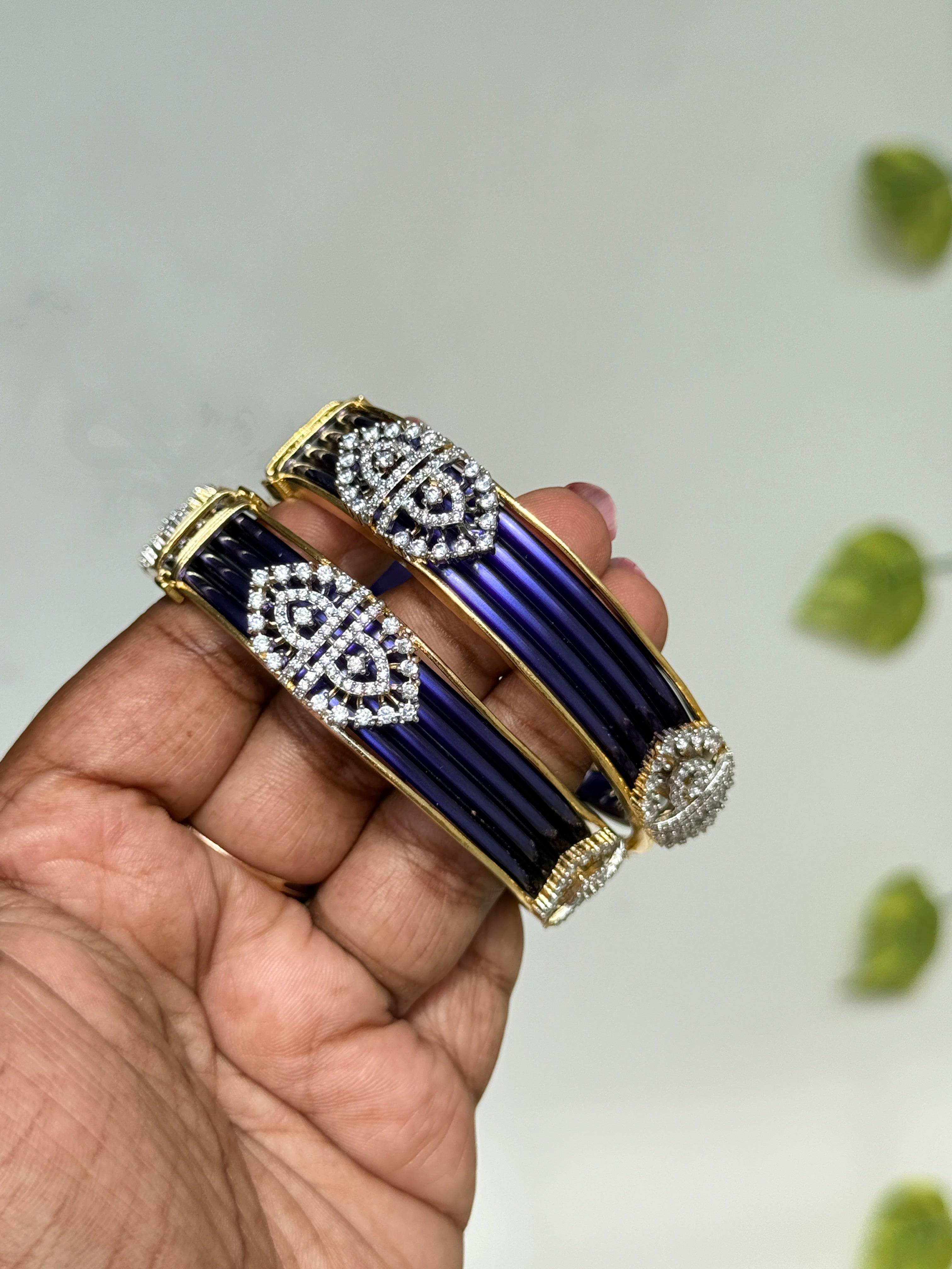 Sb660 changeable bangles.u can change into 10different colors