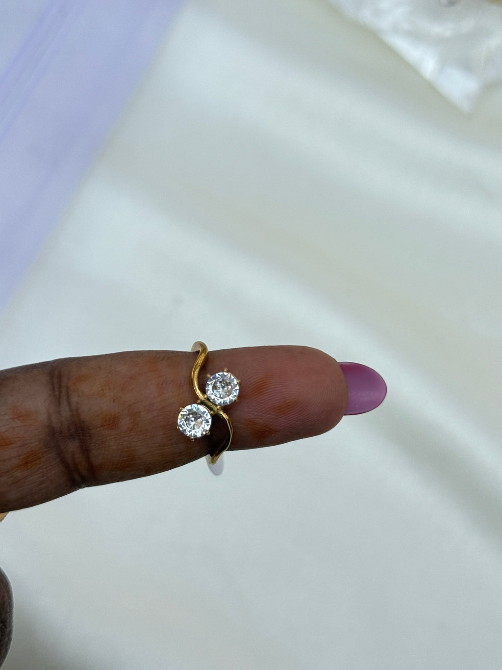 Rg053 anti tarnish 2 stones finger ring