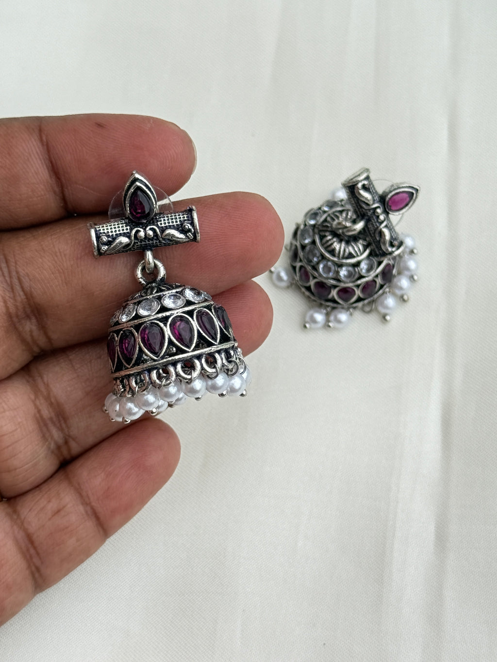Er209 oxidised butta back push earrings