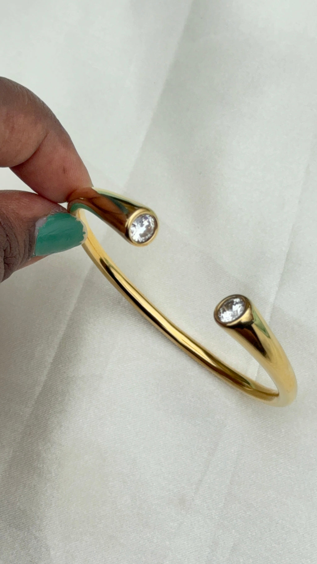 Ab579 anti tarnish 2stone 2:4 to 2:6 size opeanable kada bracelet