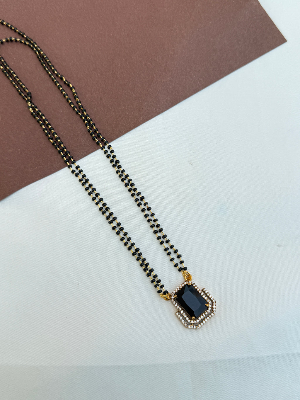 Bb105 18inches 2 lines square short blackbeads
