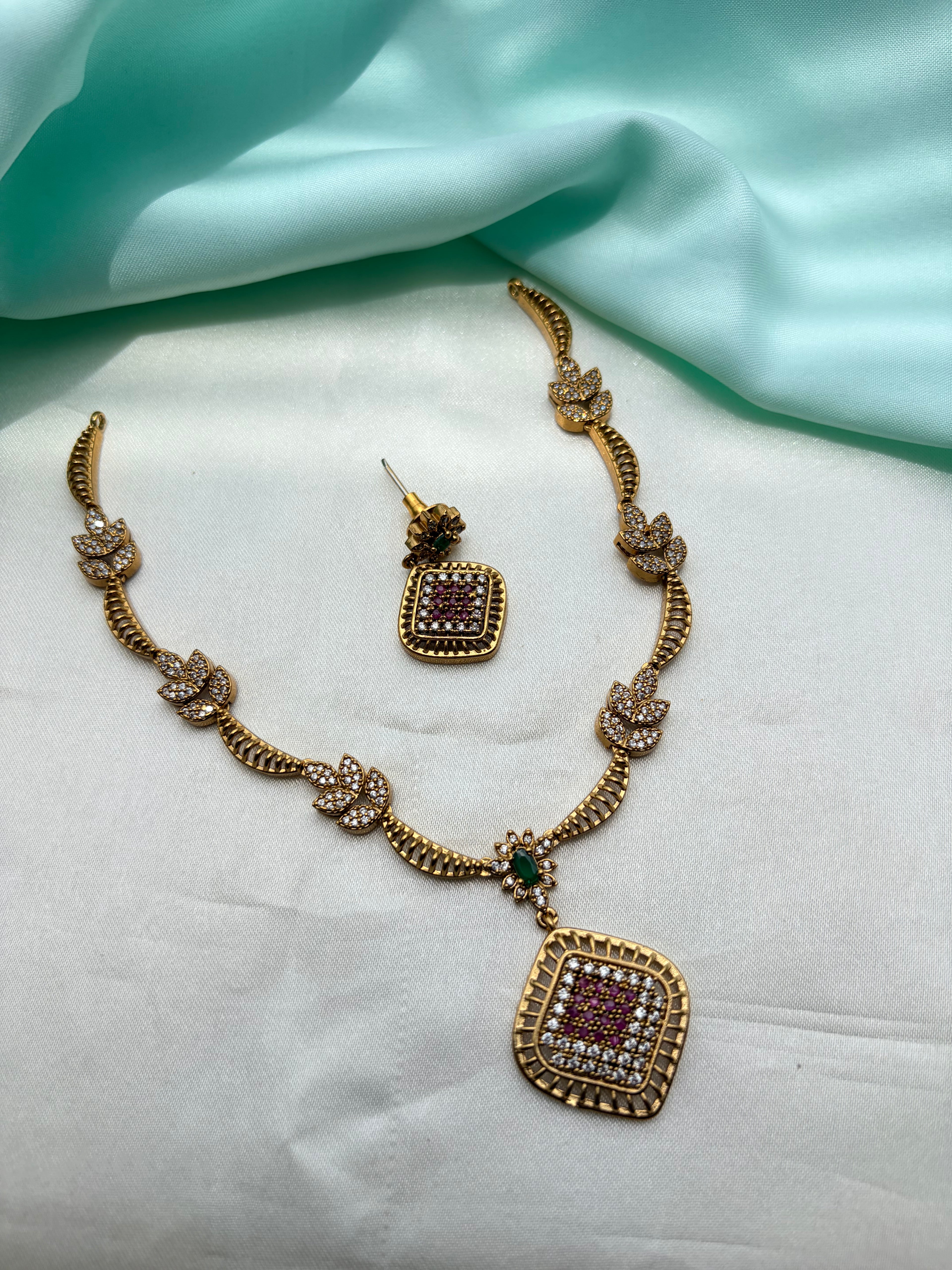 Cz multi stones Simple Neckset with Earrings Ns937