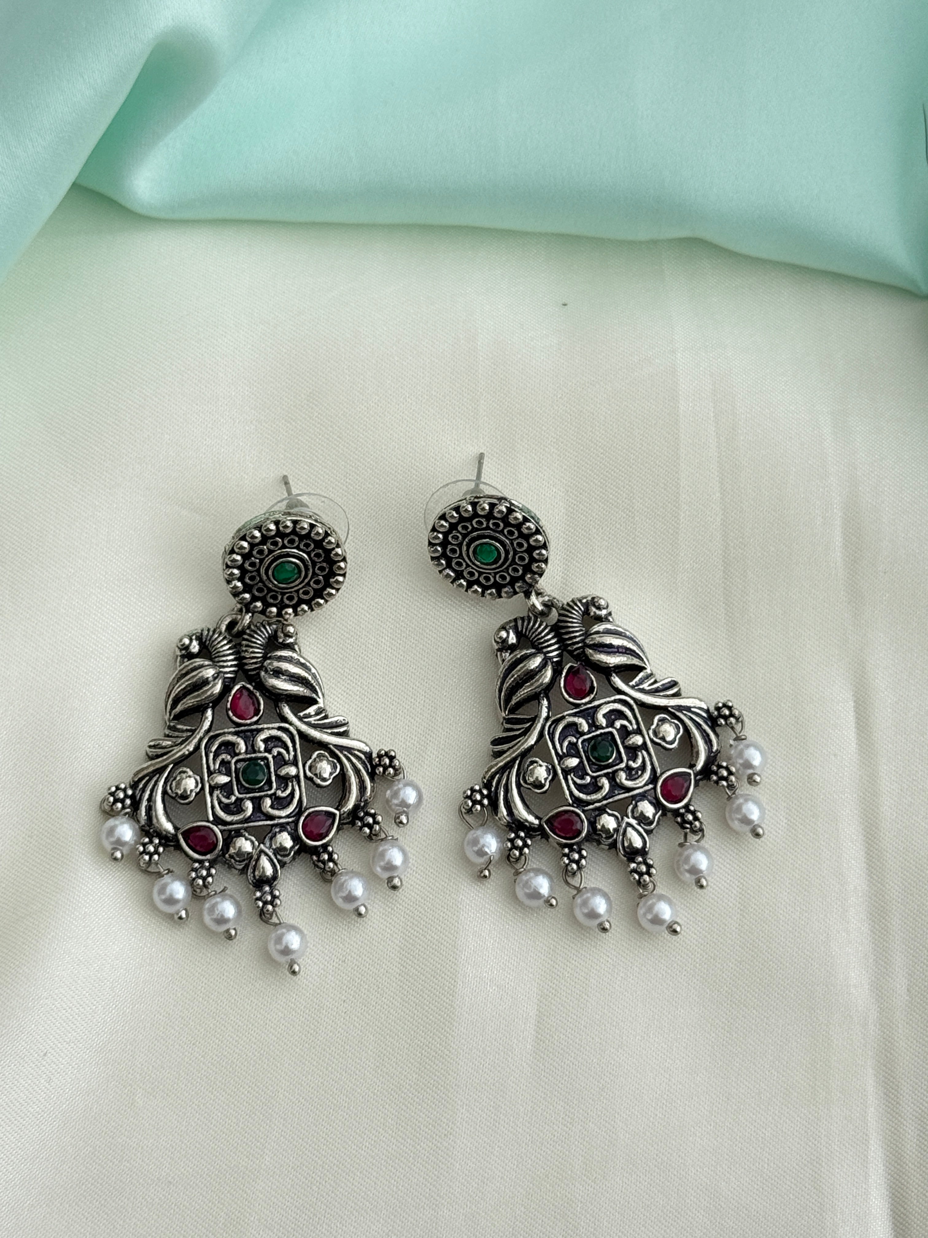 Er210 oxidised chandbalis earrings