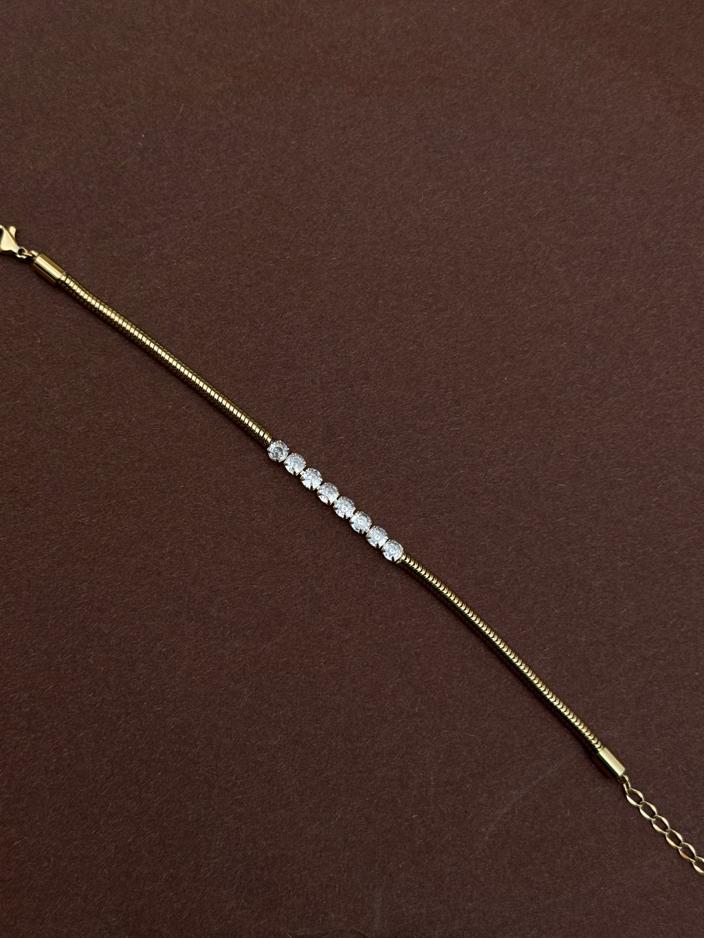 Ab553 anti tarnish white stones 8 inches chain bracelet