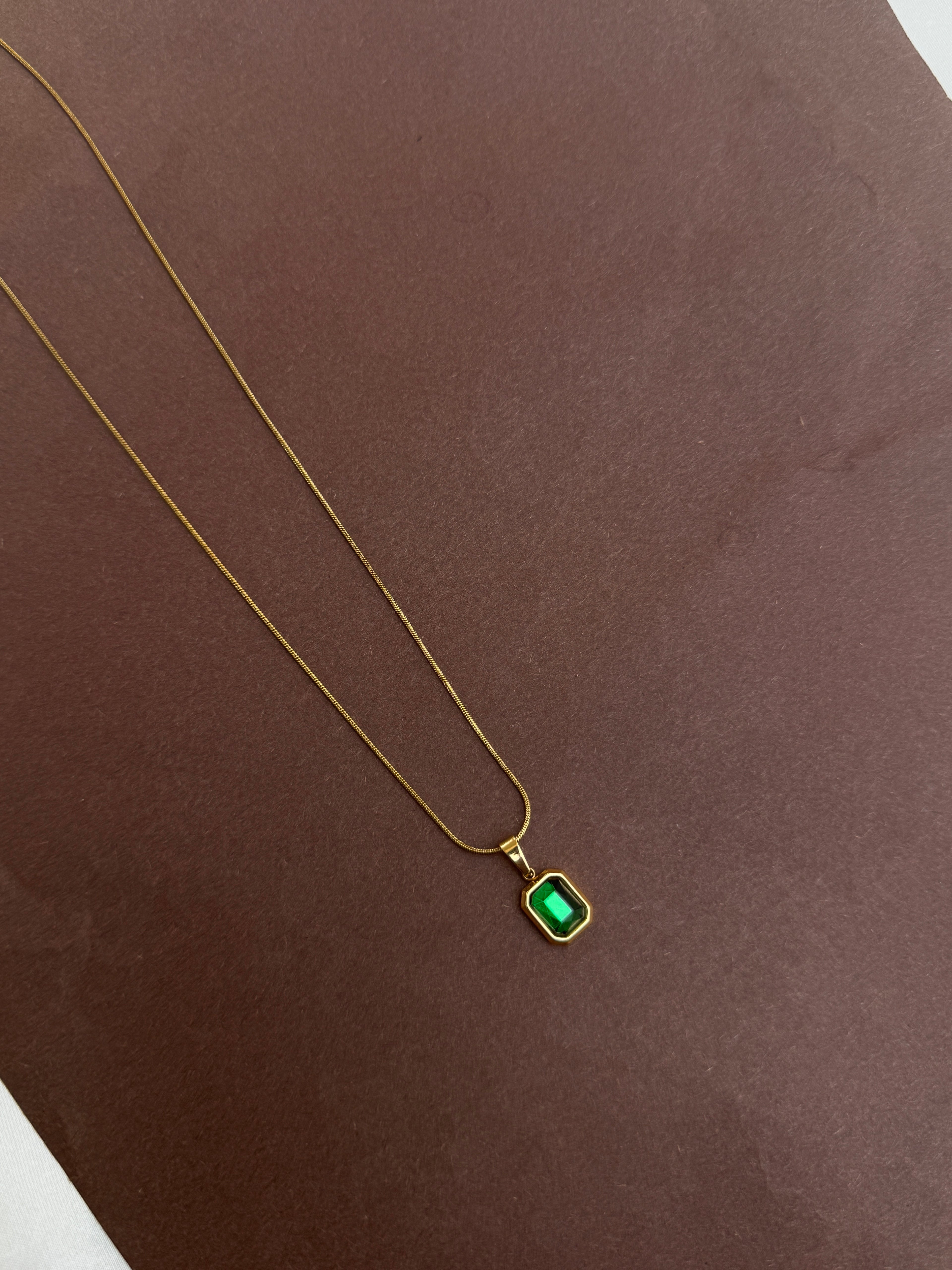 Dc026 anti tarnish daily wear locket chain