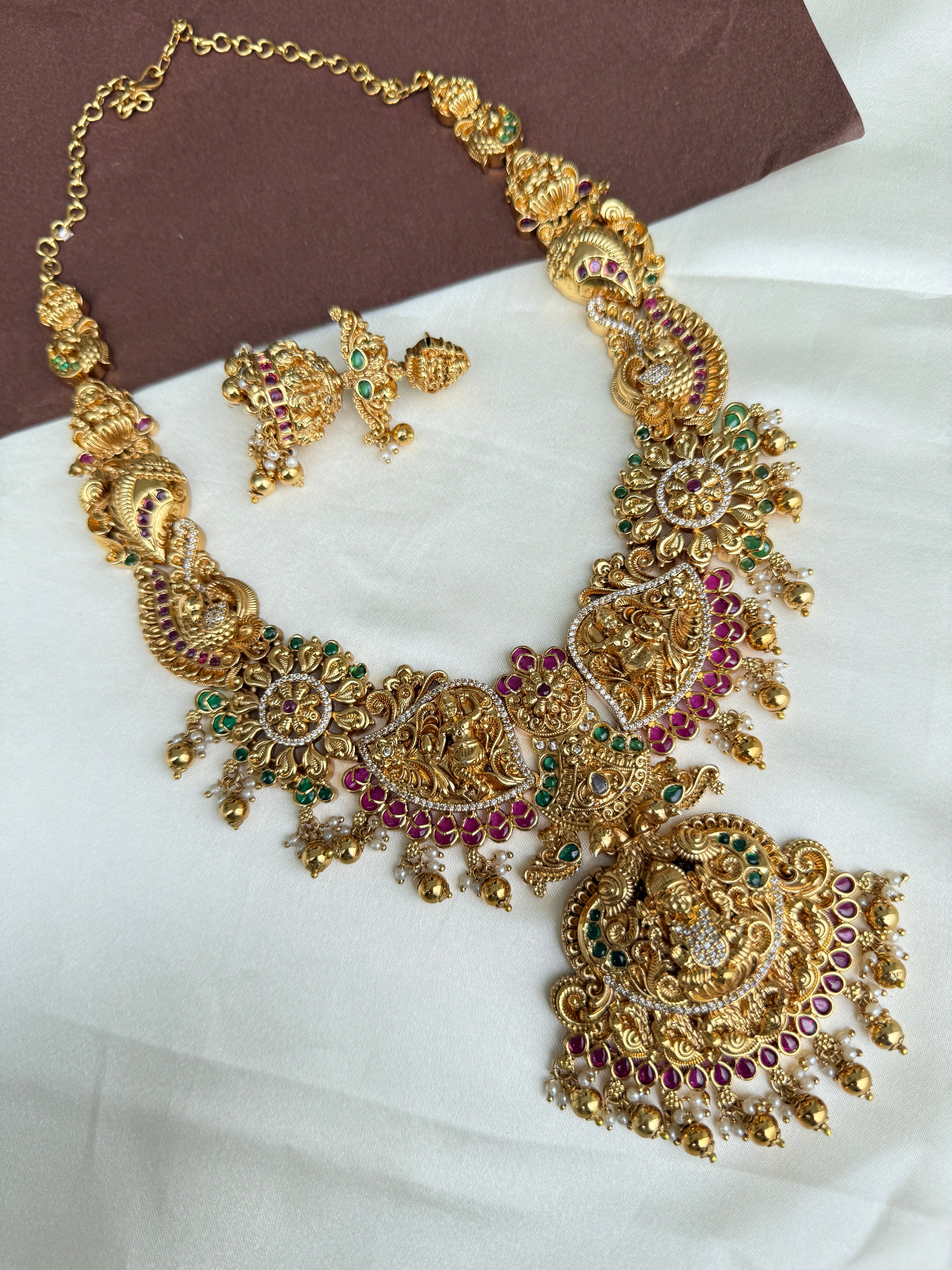 Lh2027 heavy Lakshmi Devi nakshi haram with kemp stones
