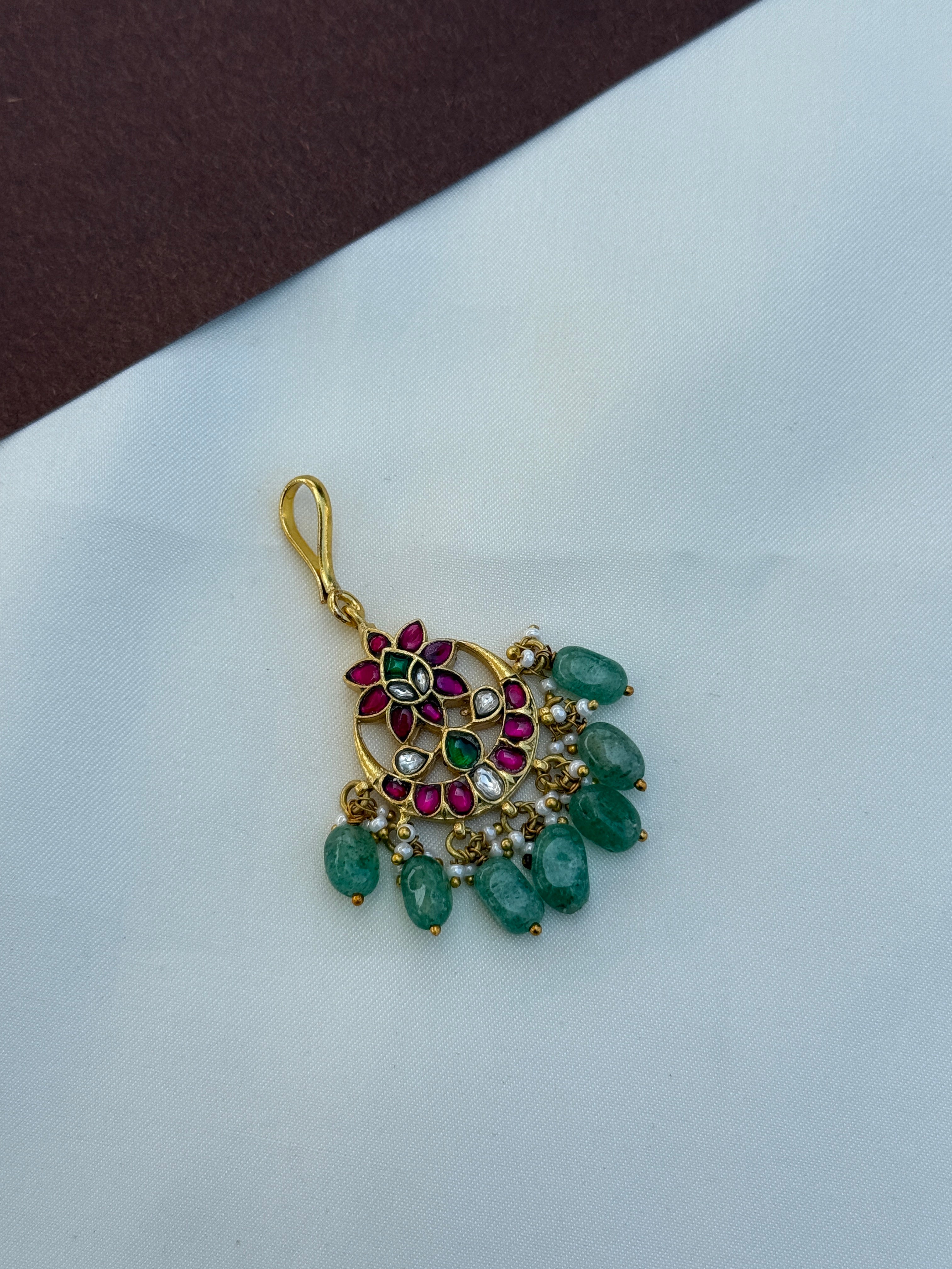 Tk704 jadau kundan tikka