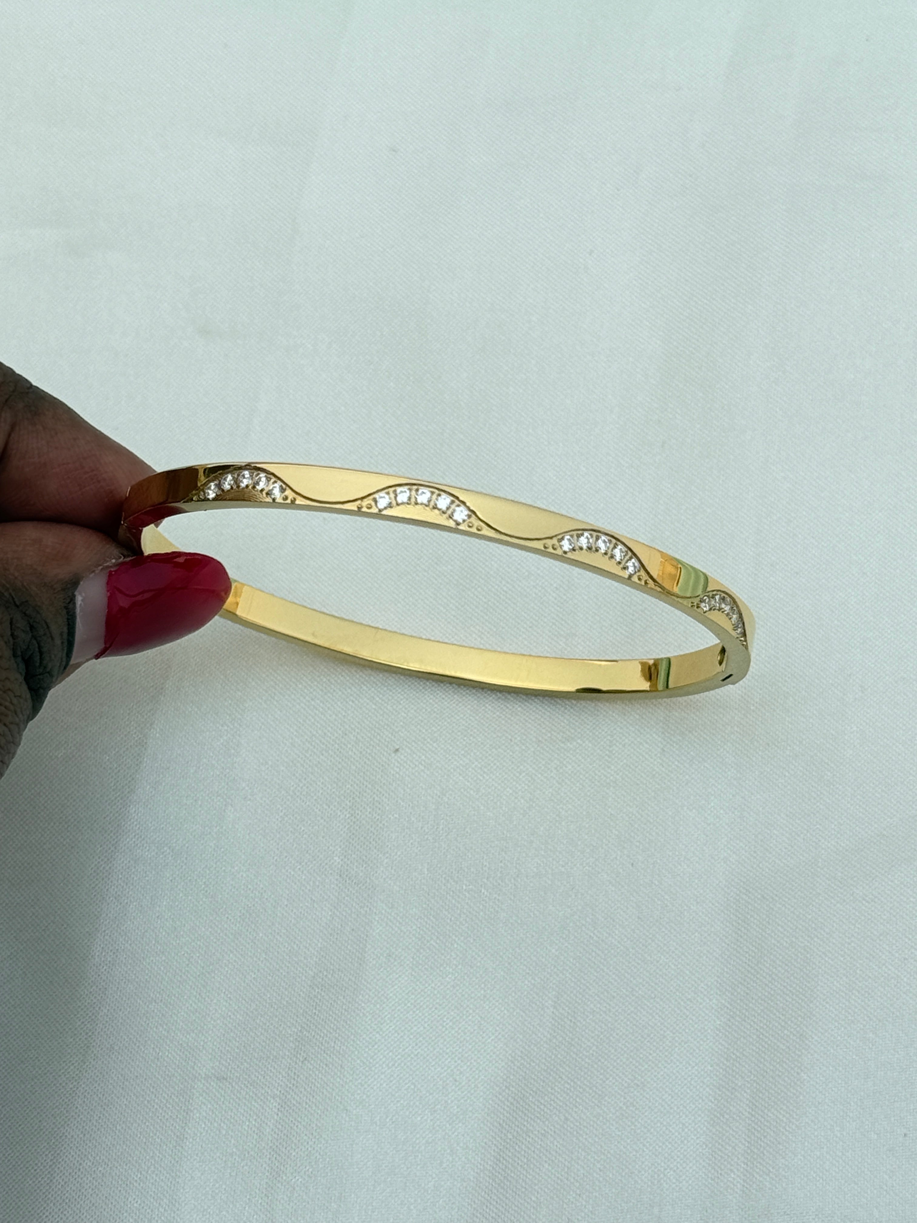 Ab559 anti tarnish openable kada bracelet