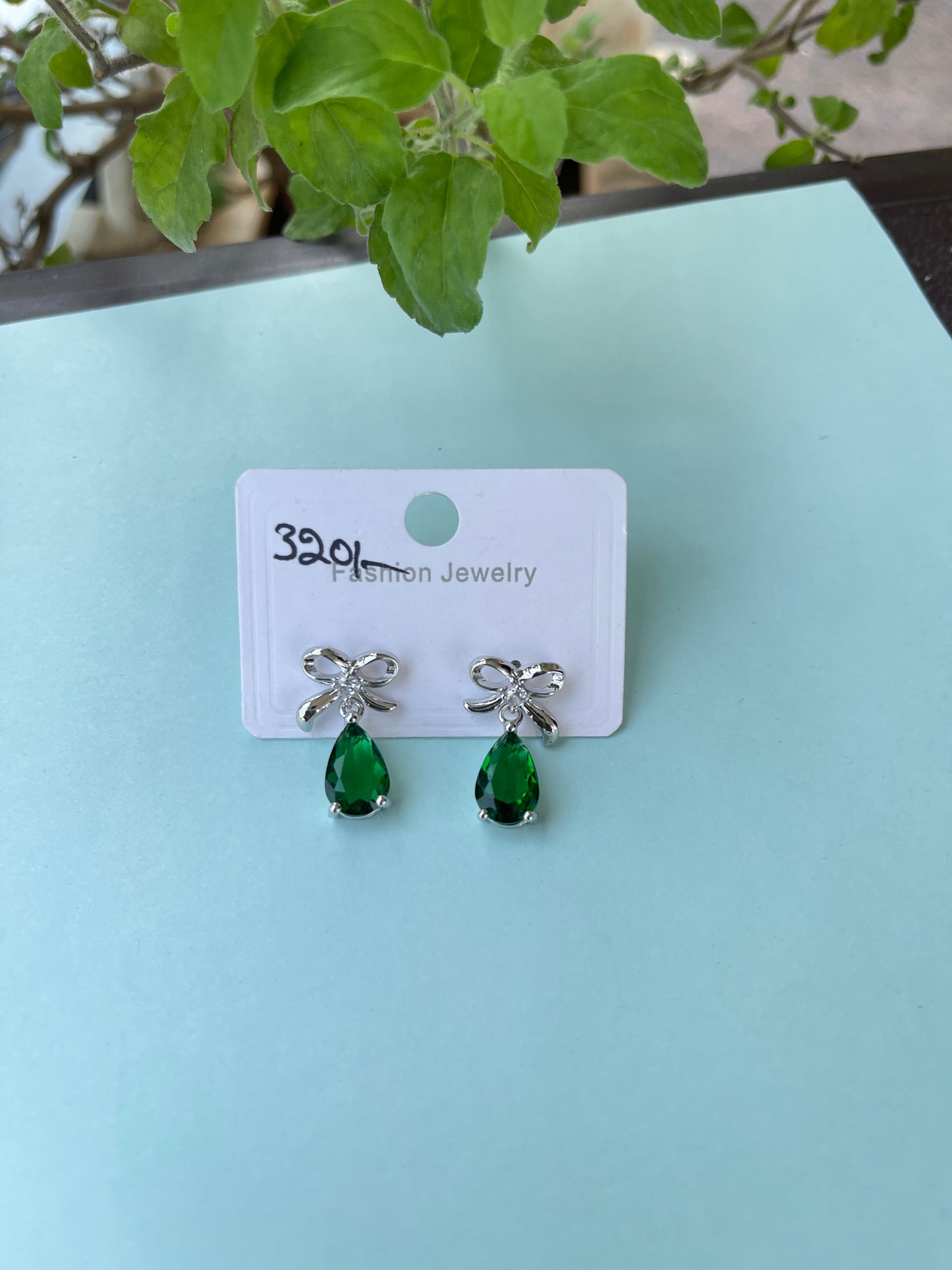 Silver Bow stone pearl hanging in 4 colors