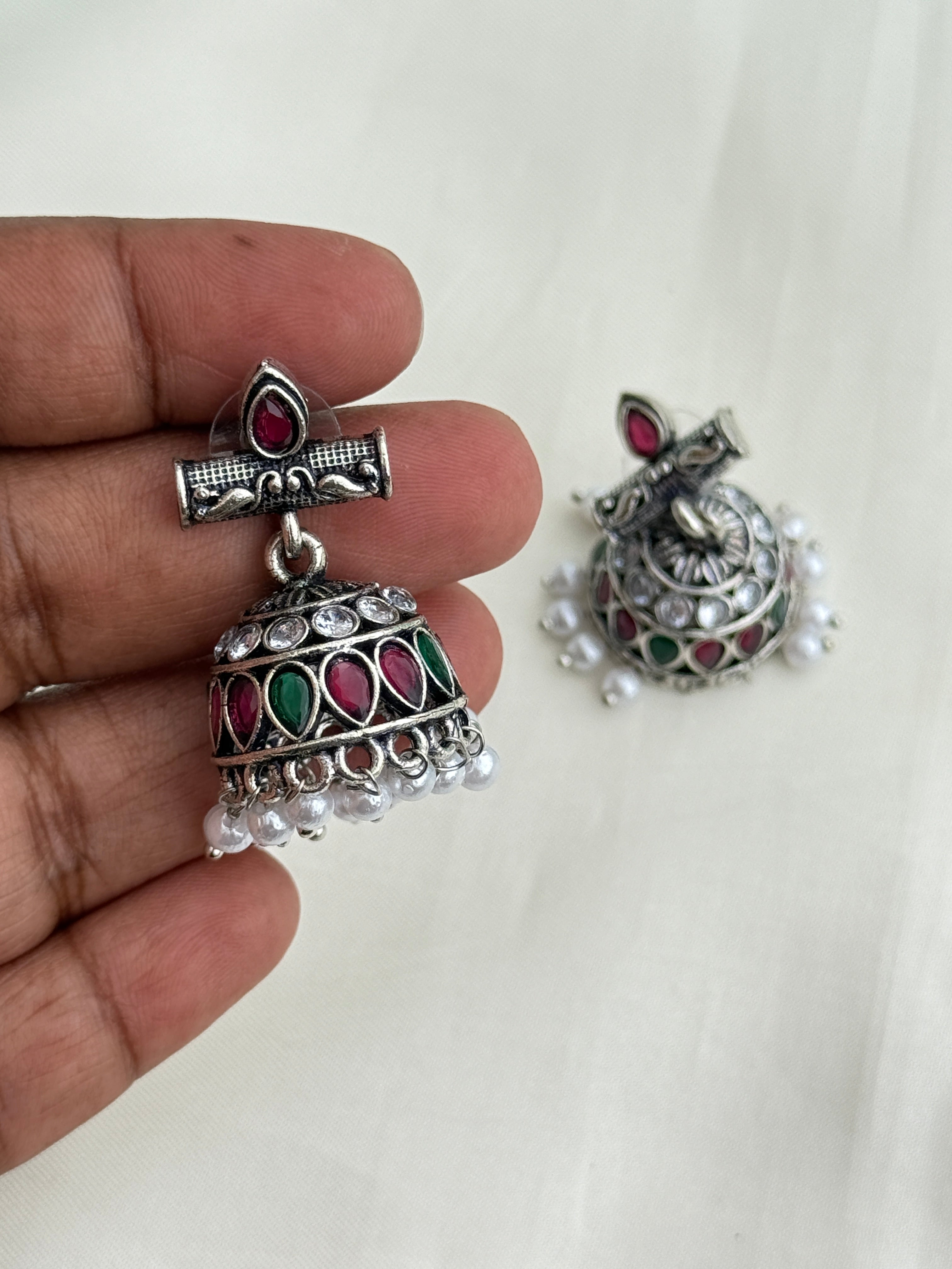 Er209 oxidised butta back push earrings