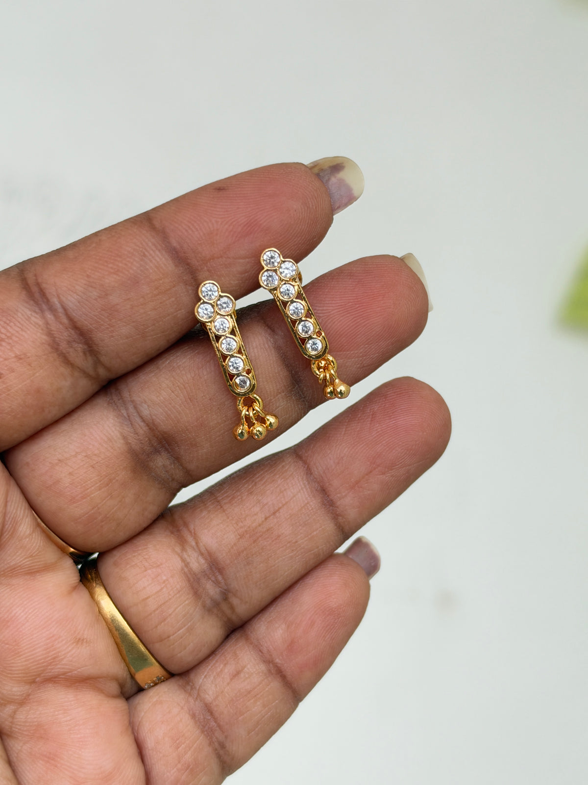 Ph813 panchaloham j type hanging back screw earrings