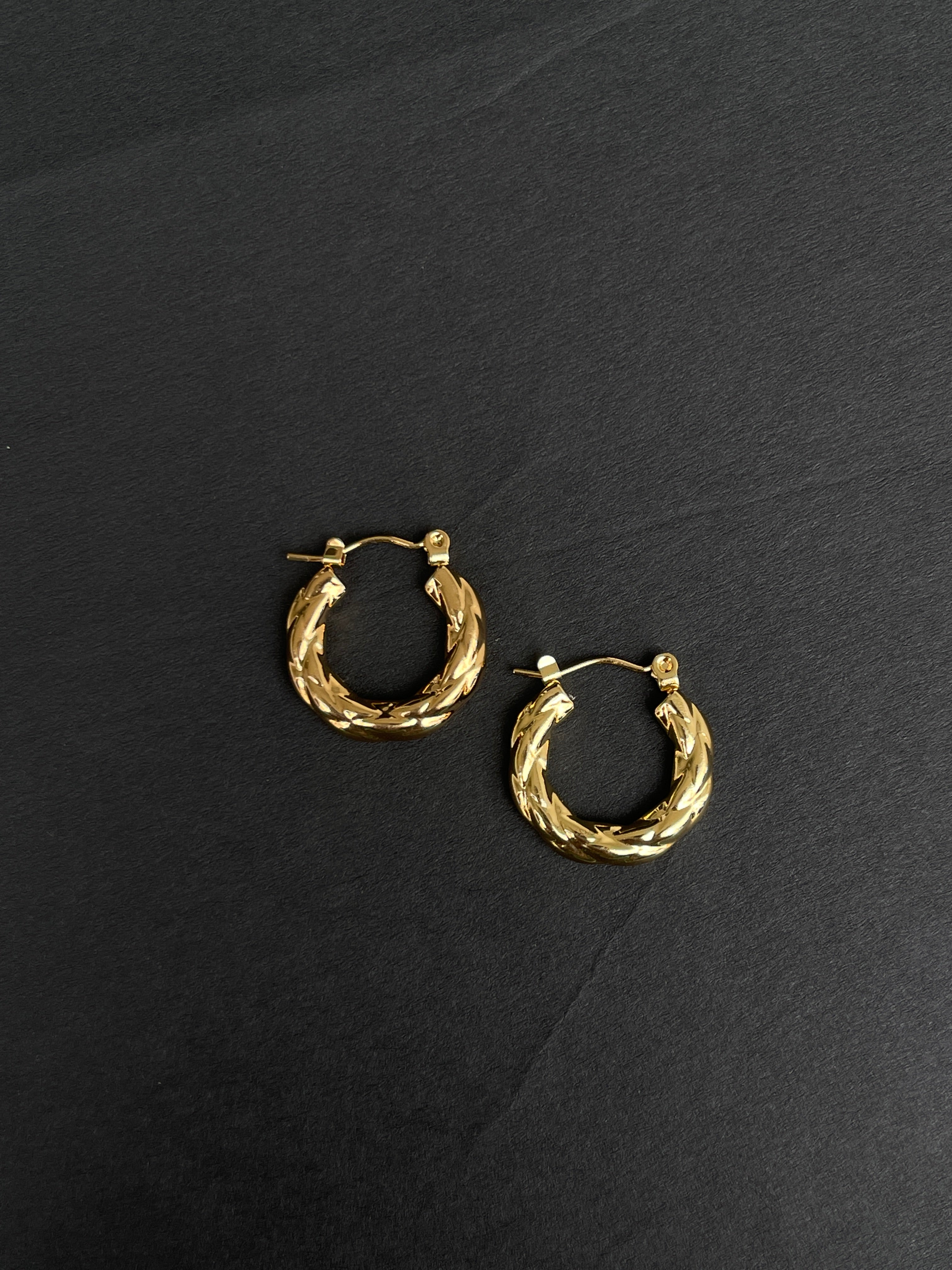 Round hoops Color won't fade
