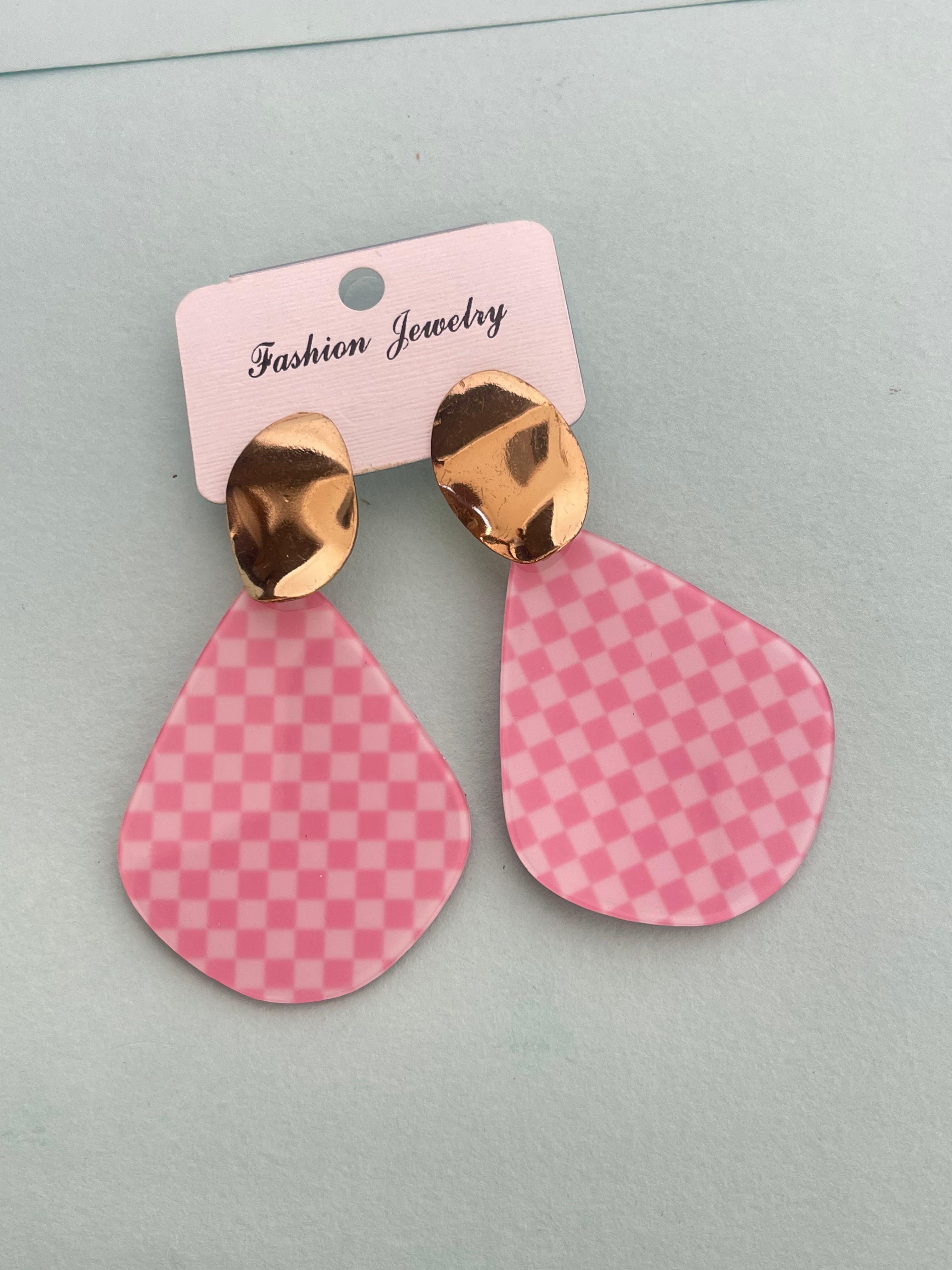 Western lightweight danglers