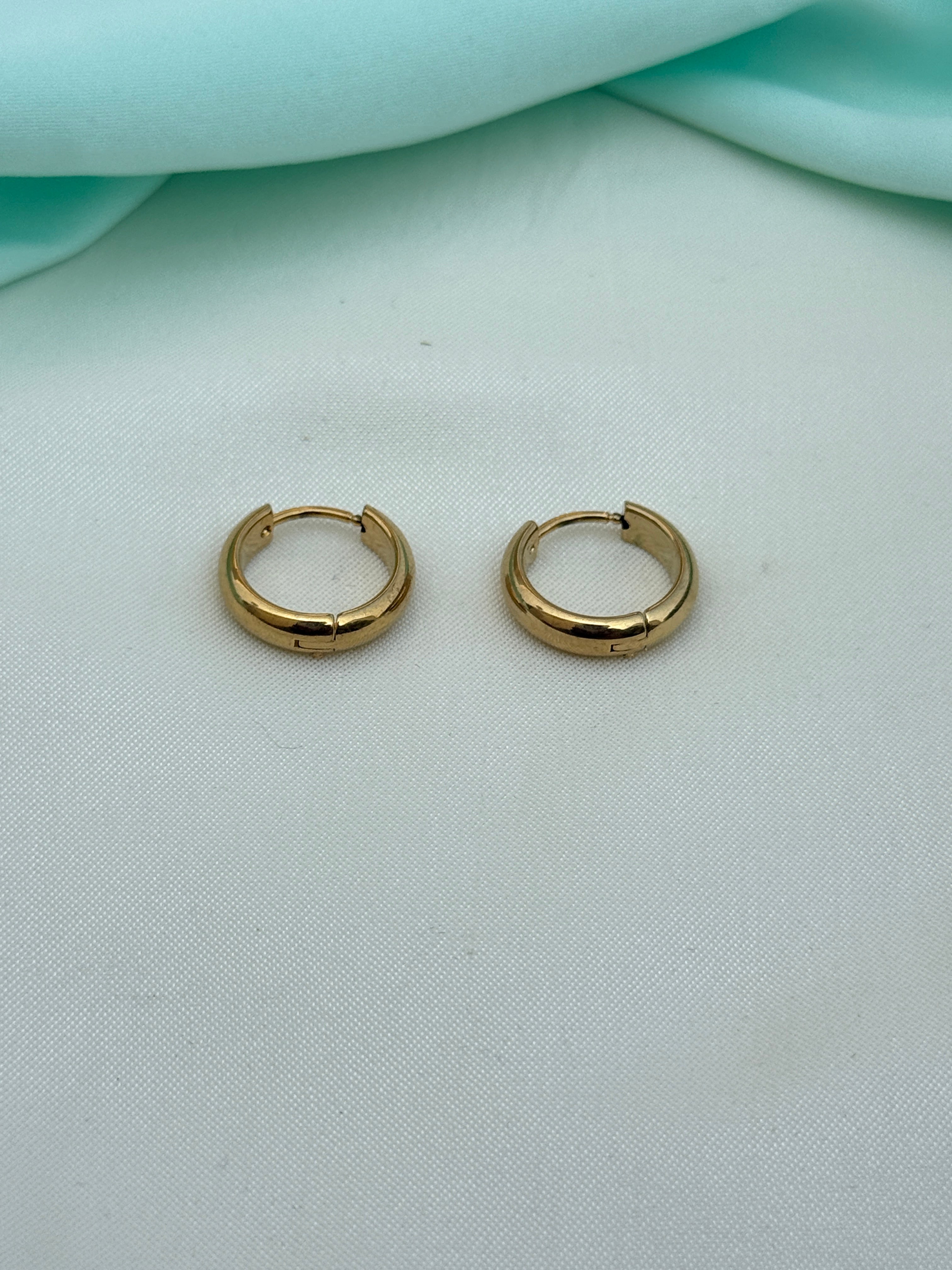 St100 anti tarnish locksystem studs