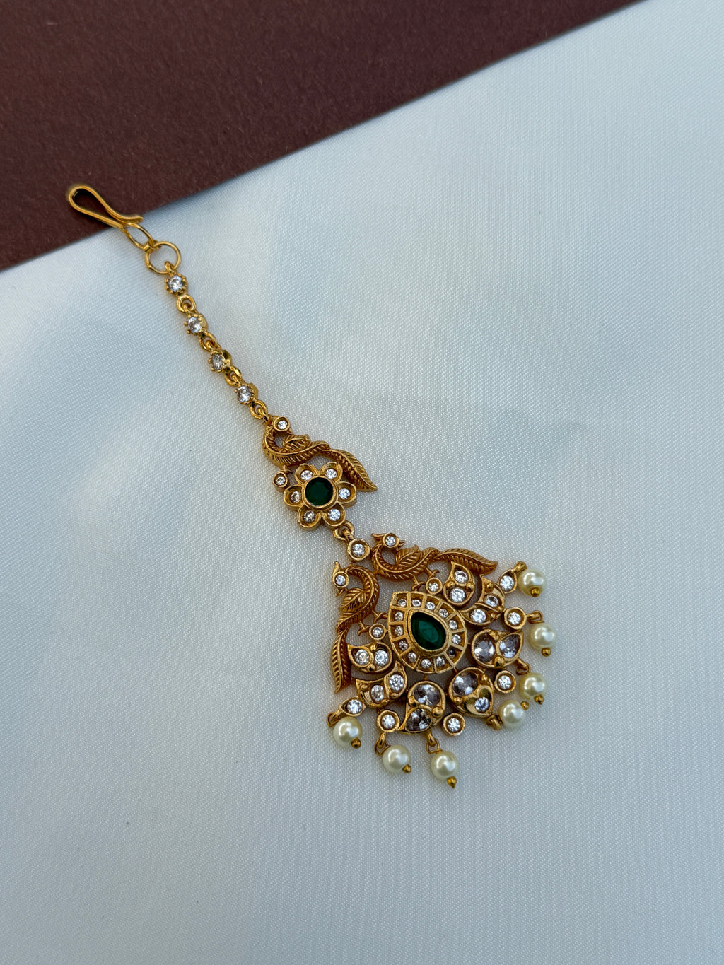 Tk717 dual peacock green stone tikka