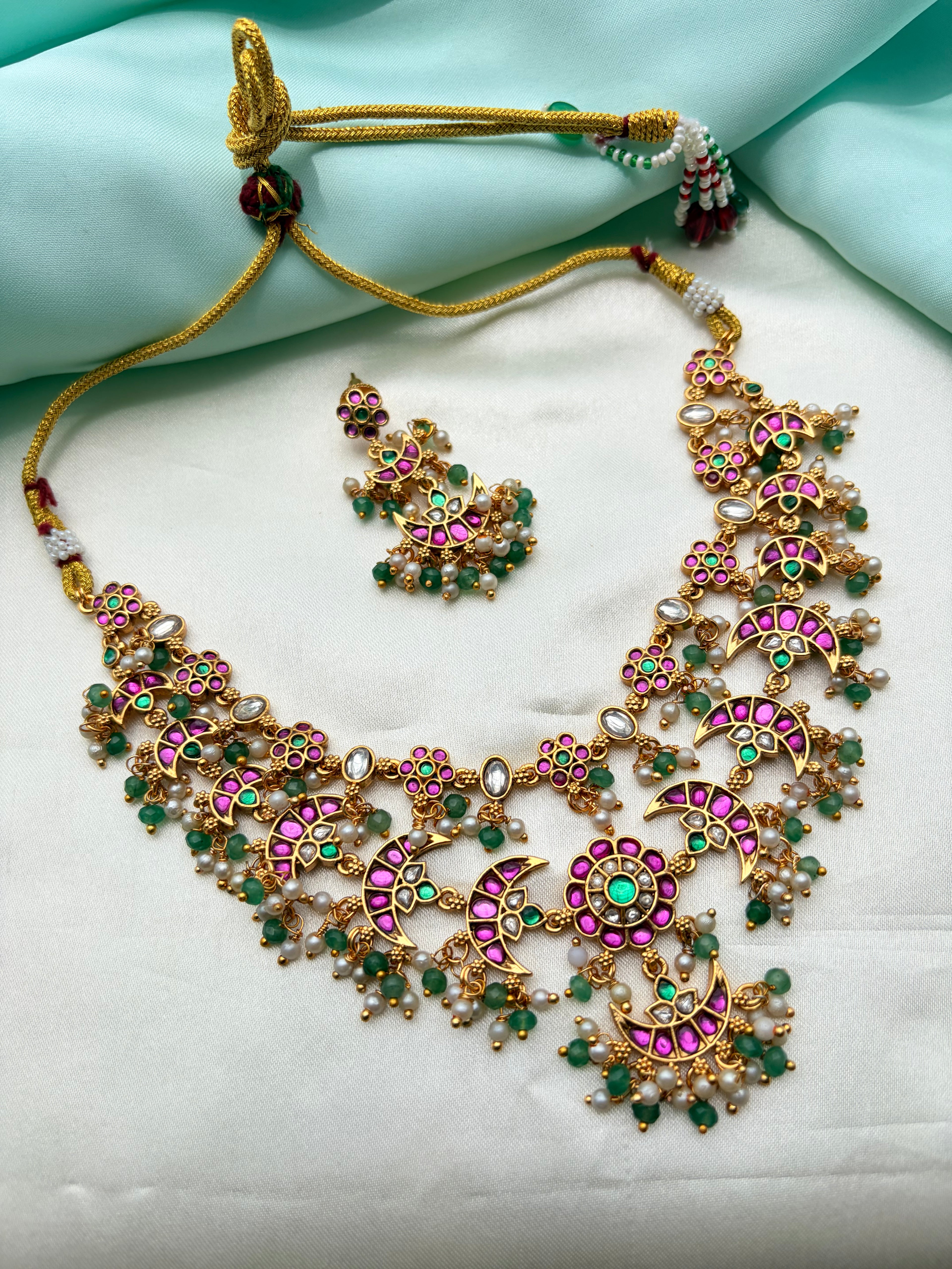 Unique jadau half moon neckset with earrings green white pearls finish ns934