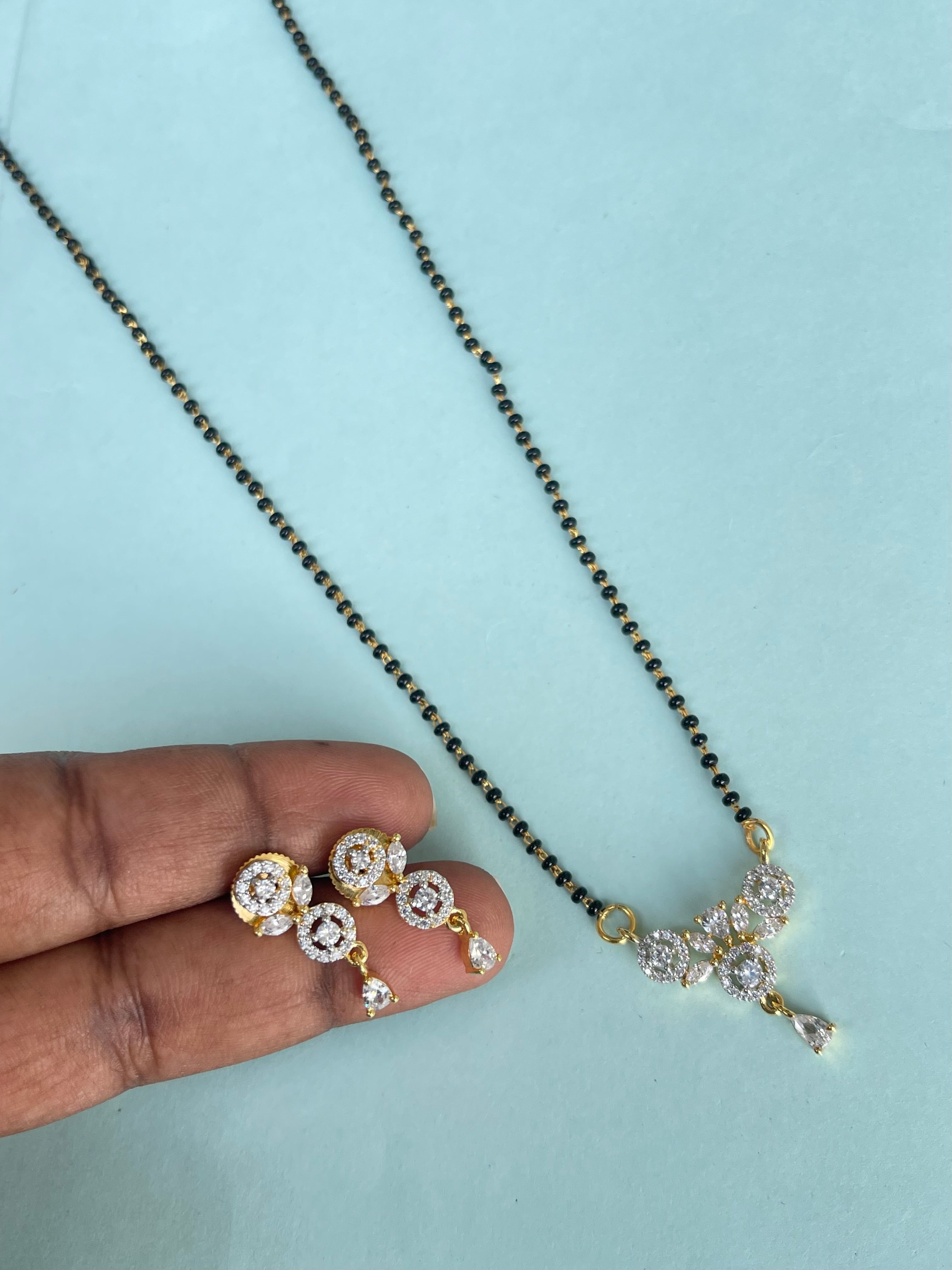 Diamond finish pendant with earrings single line 18 inches blackbeads