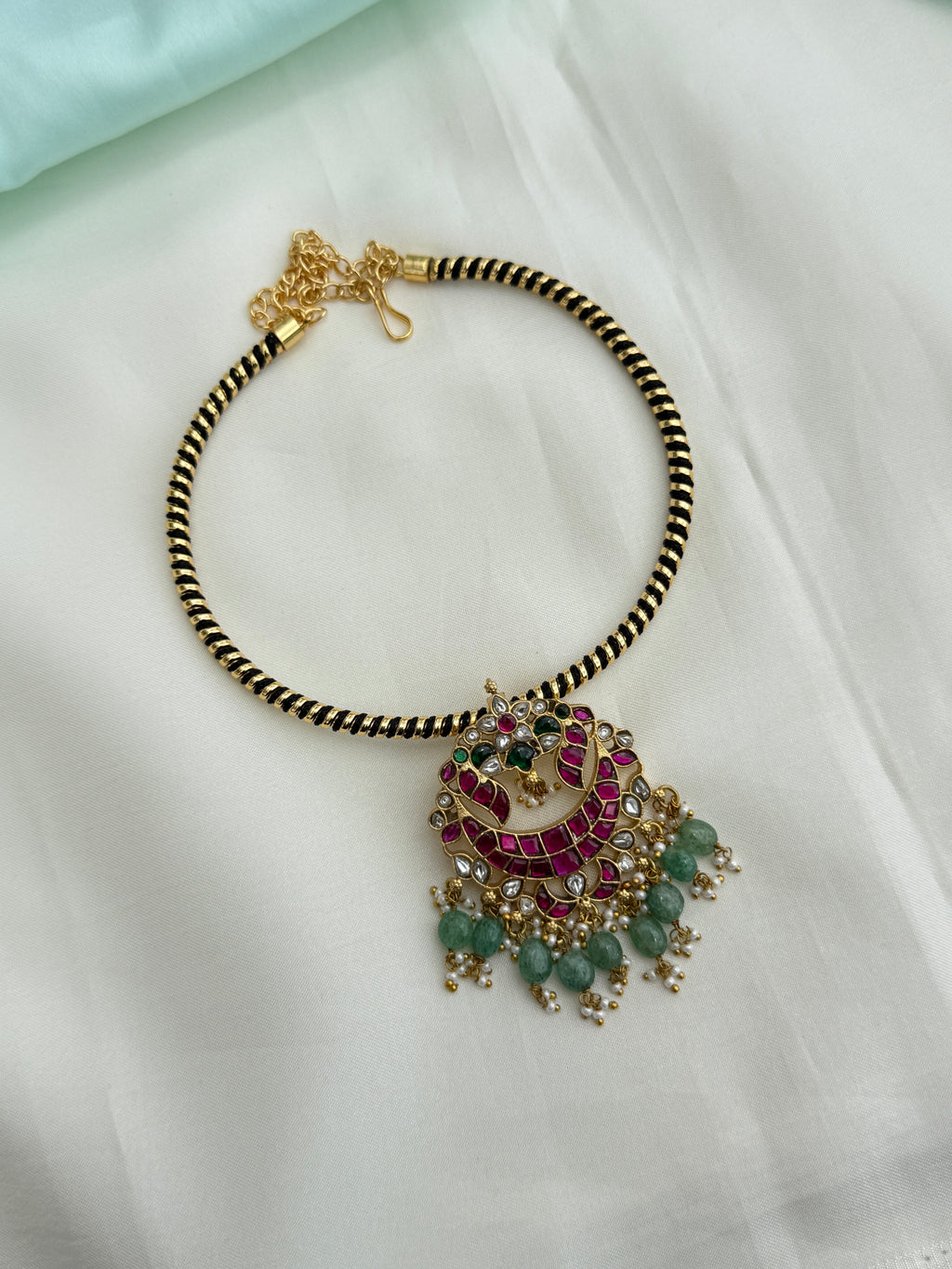 Hs022 hasli with jadau kundan  pendent