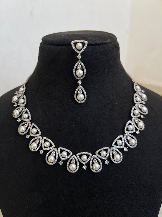 Zircon pearl neckset with earrings