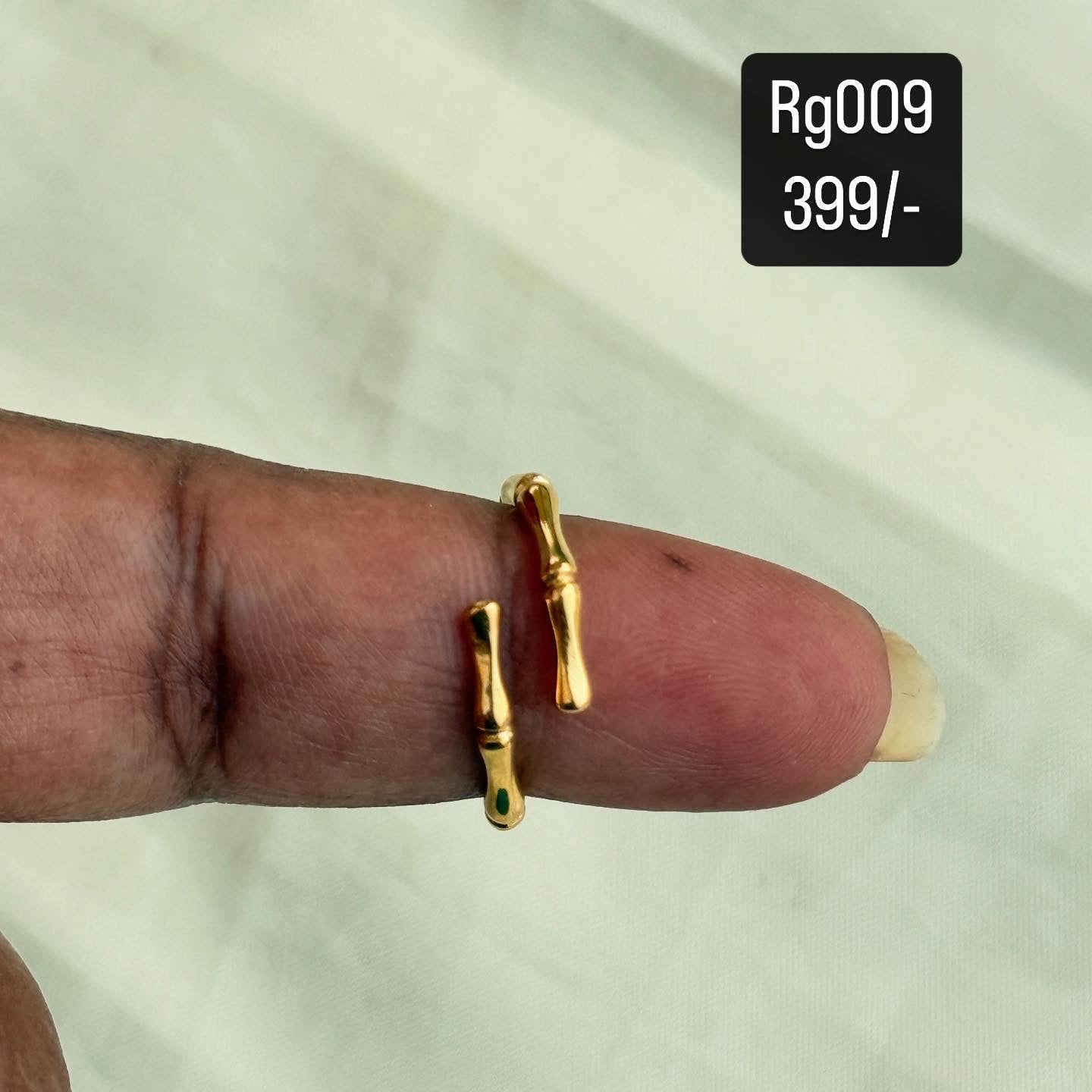 Gold finger rings rg005