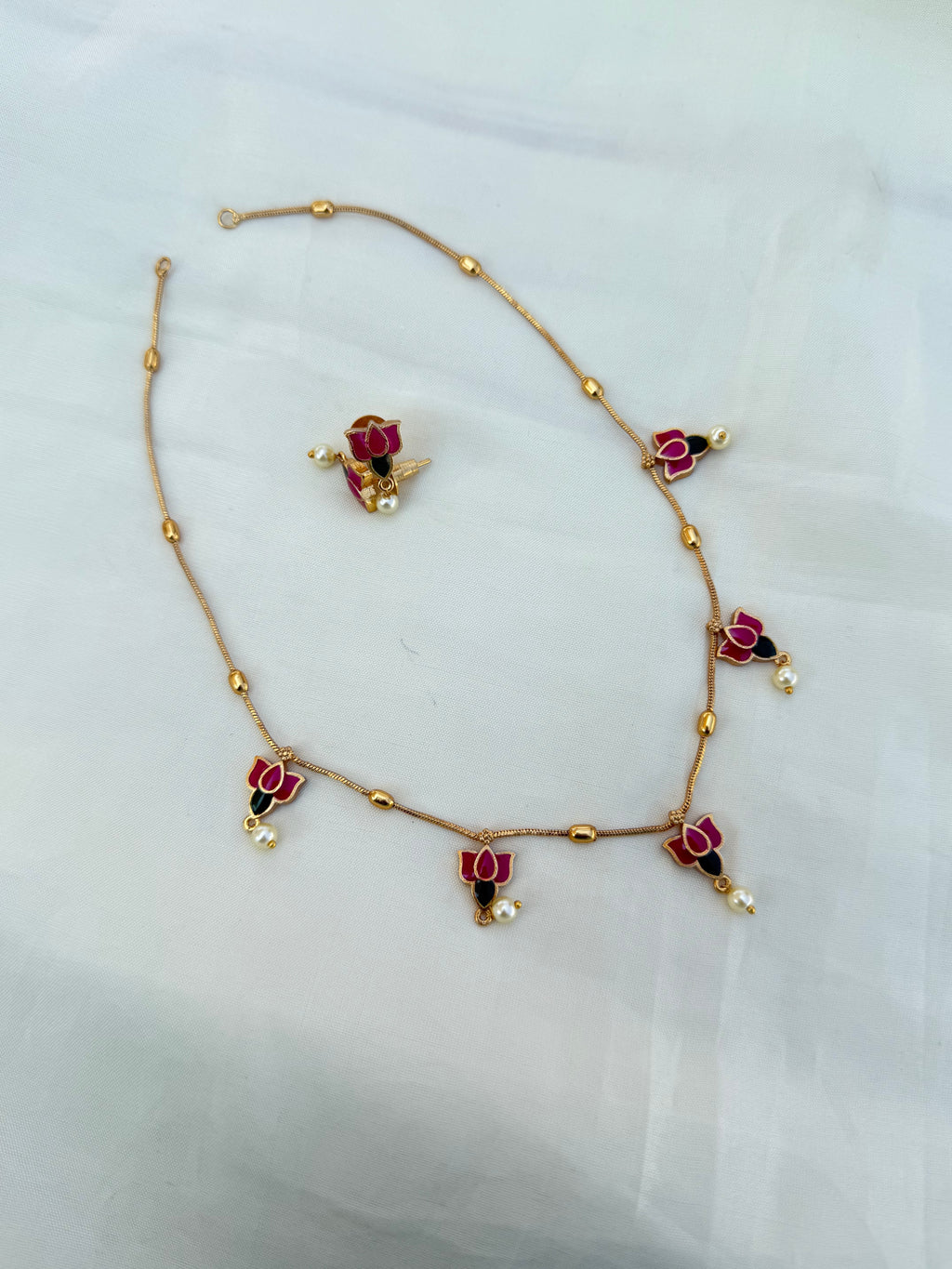 Ns0018 simple lotus Neckset with earrings