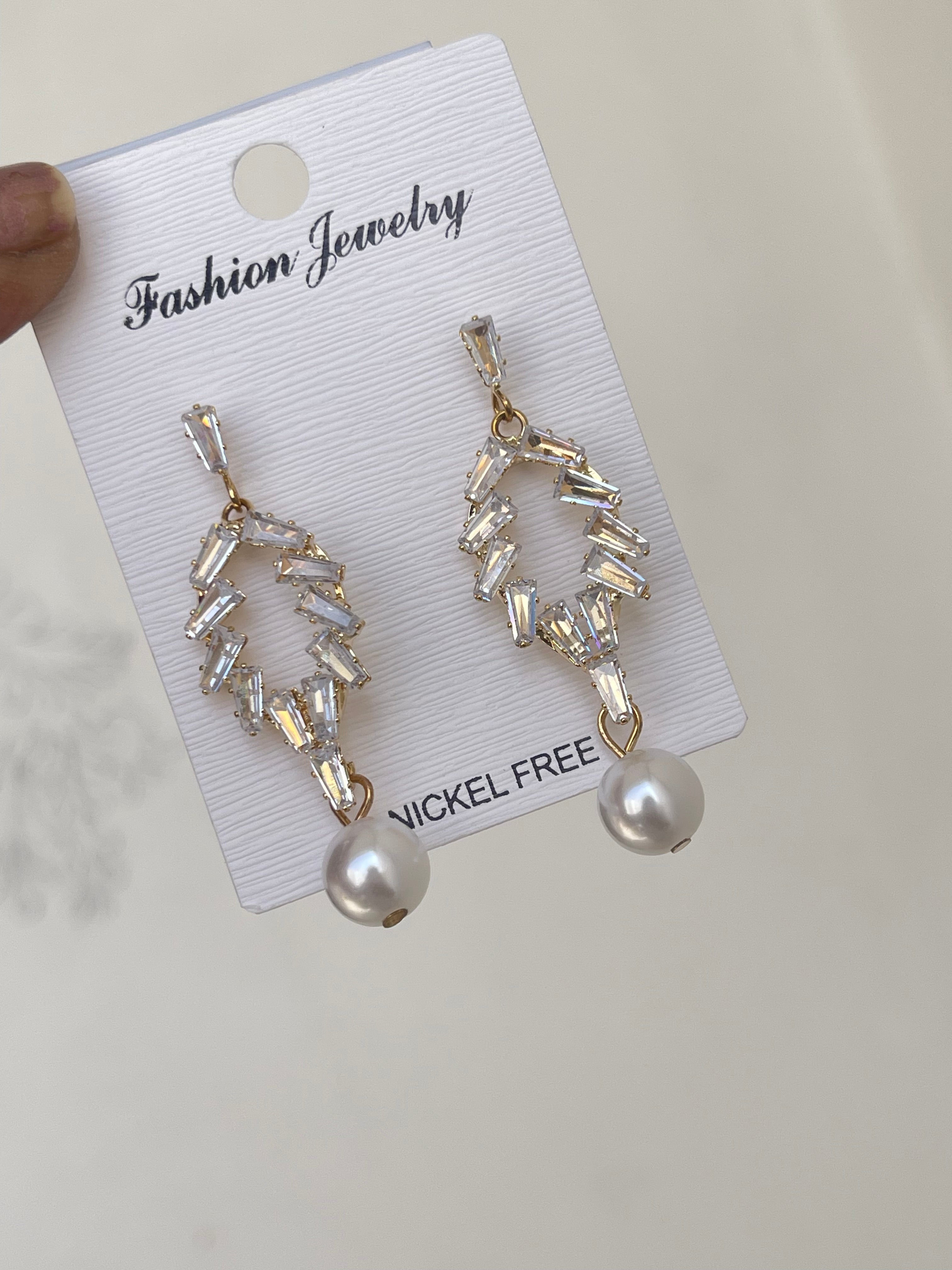 Western earrings pearl hanging