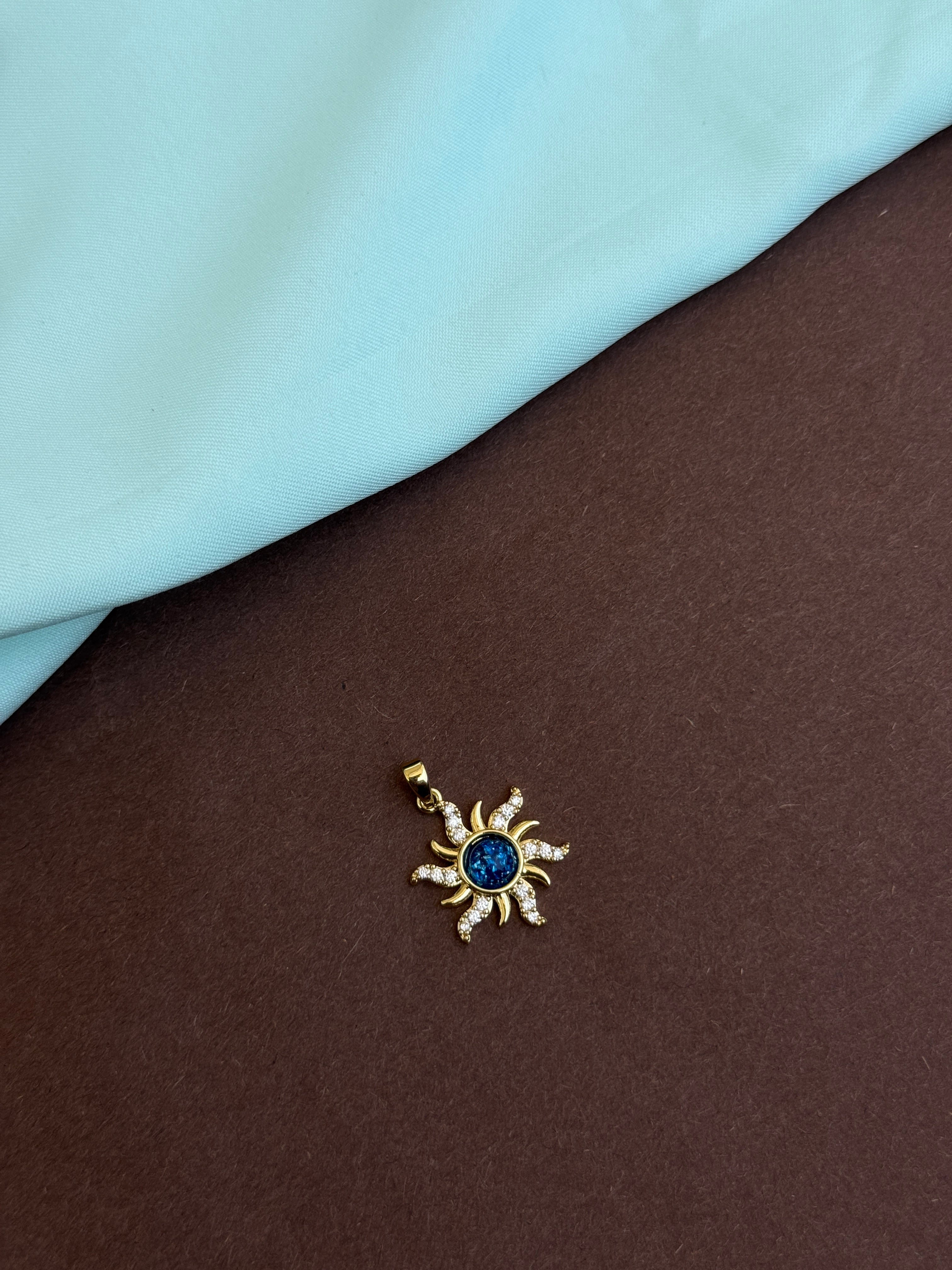 Al014 anti tarnish blue sun charm ( pendent)