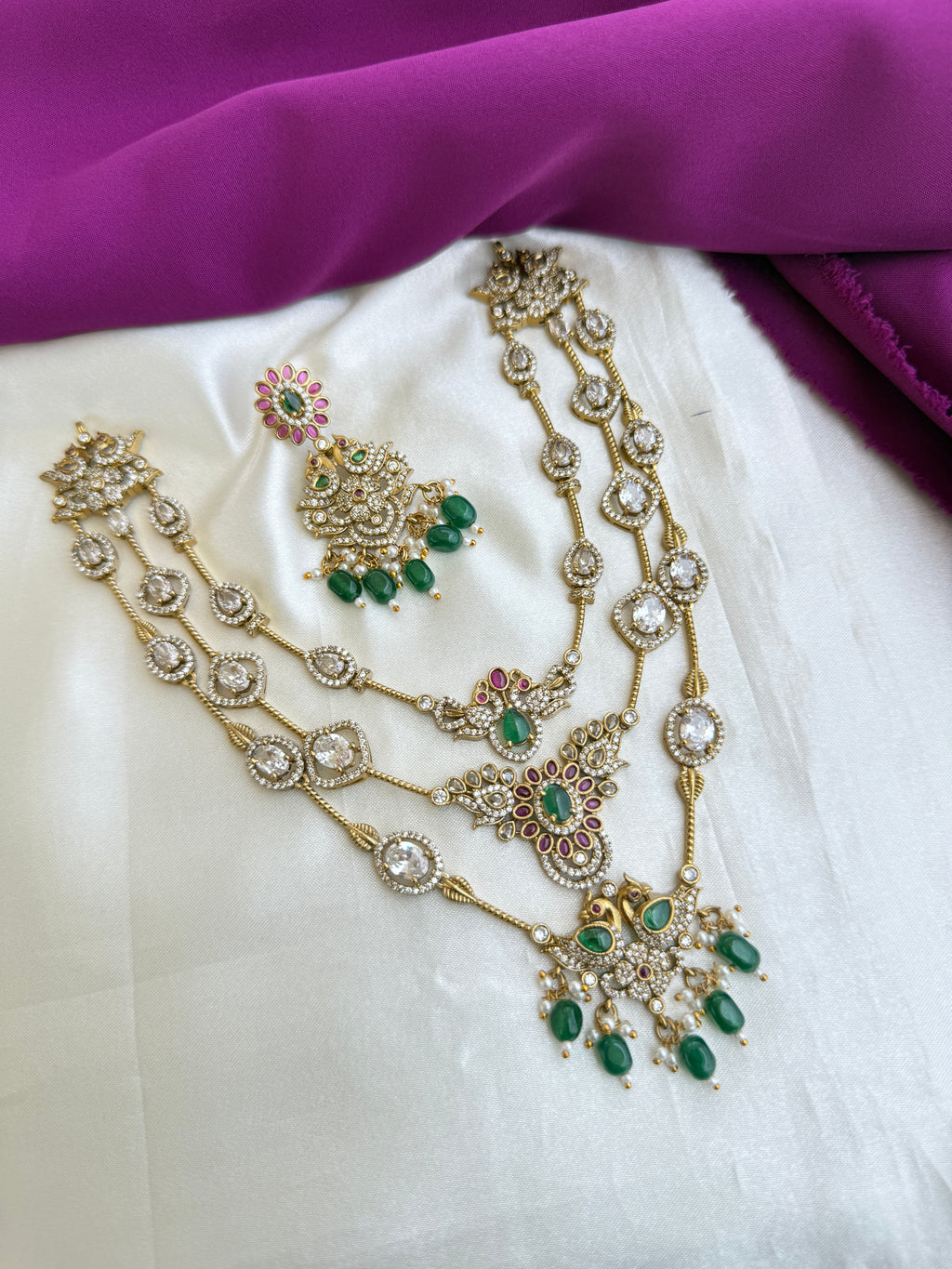 Unique Emerald 3 layers Neckset with earrings ns215