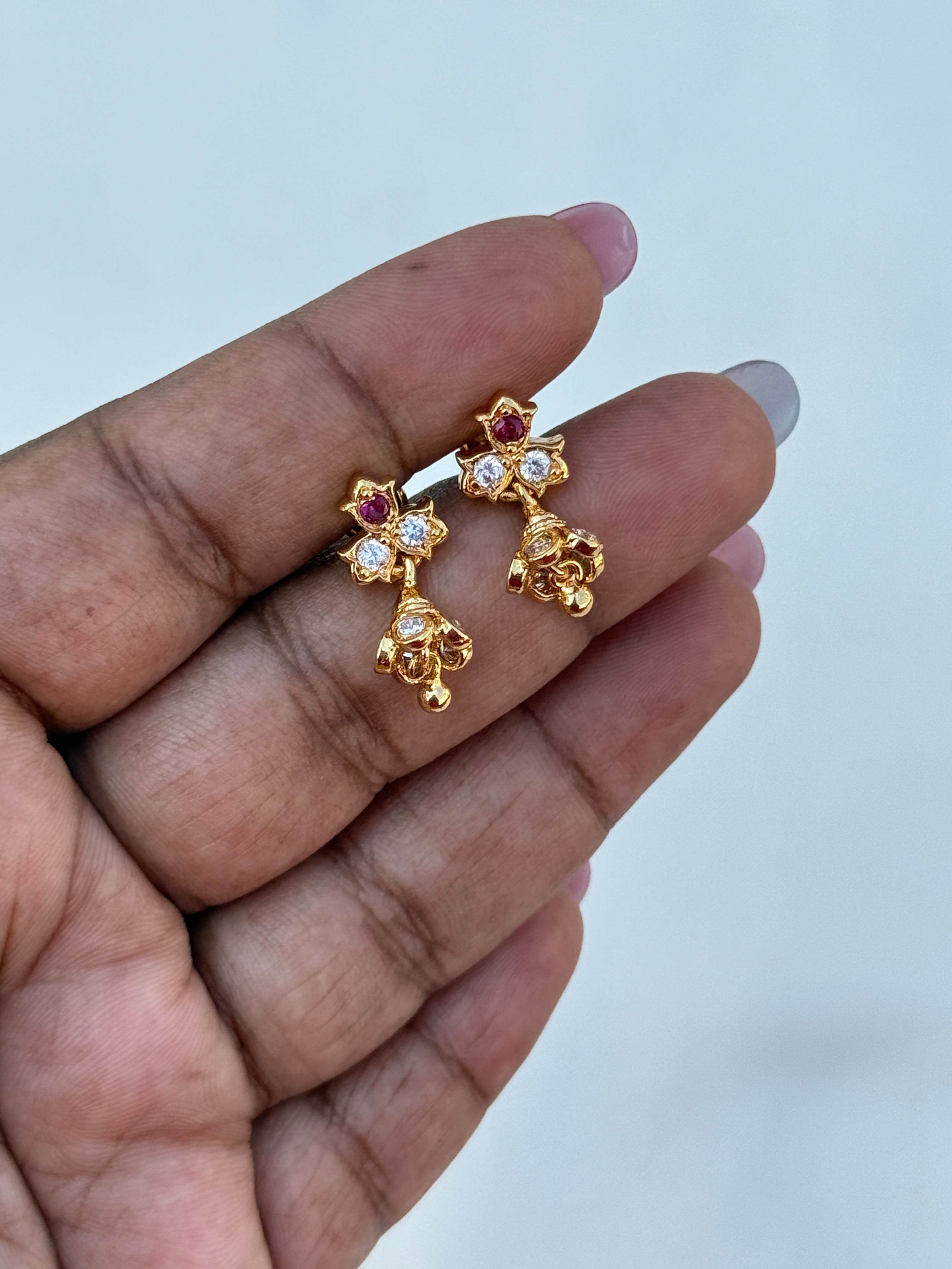 Ph181 panchaloham small butta back screw earrings