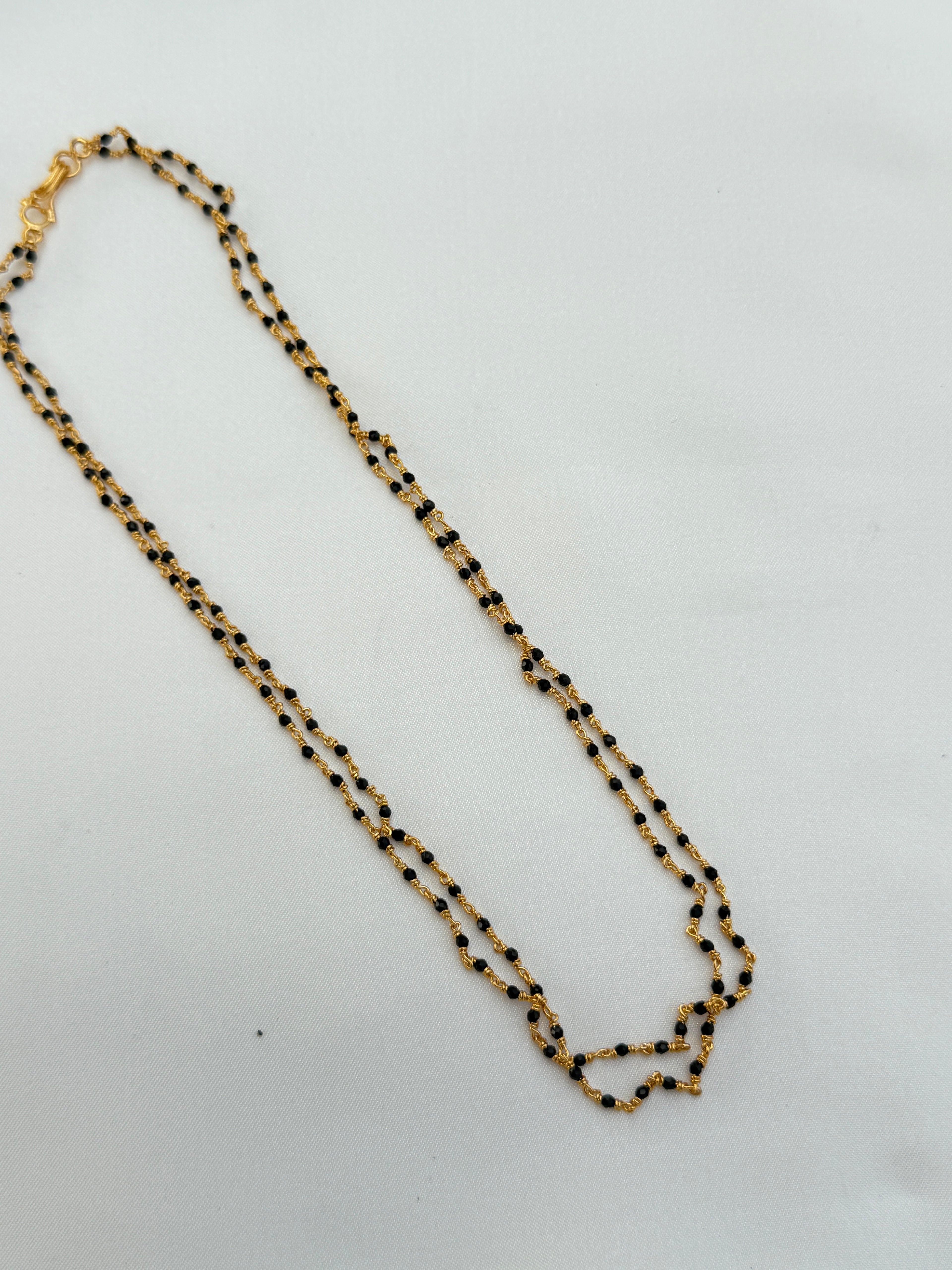 Bb040 2 lines short blackbeads