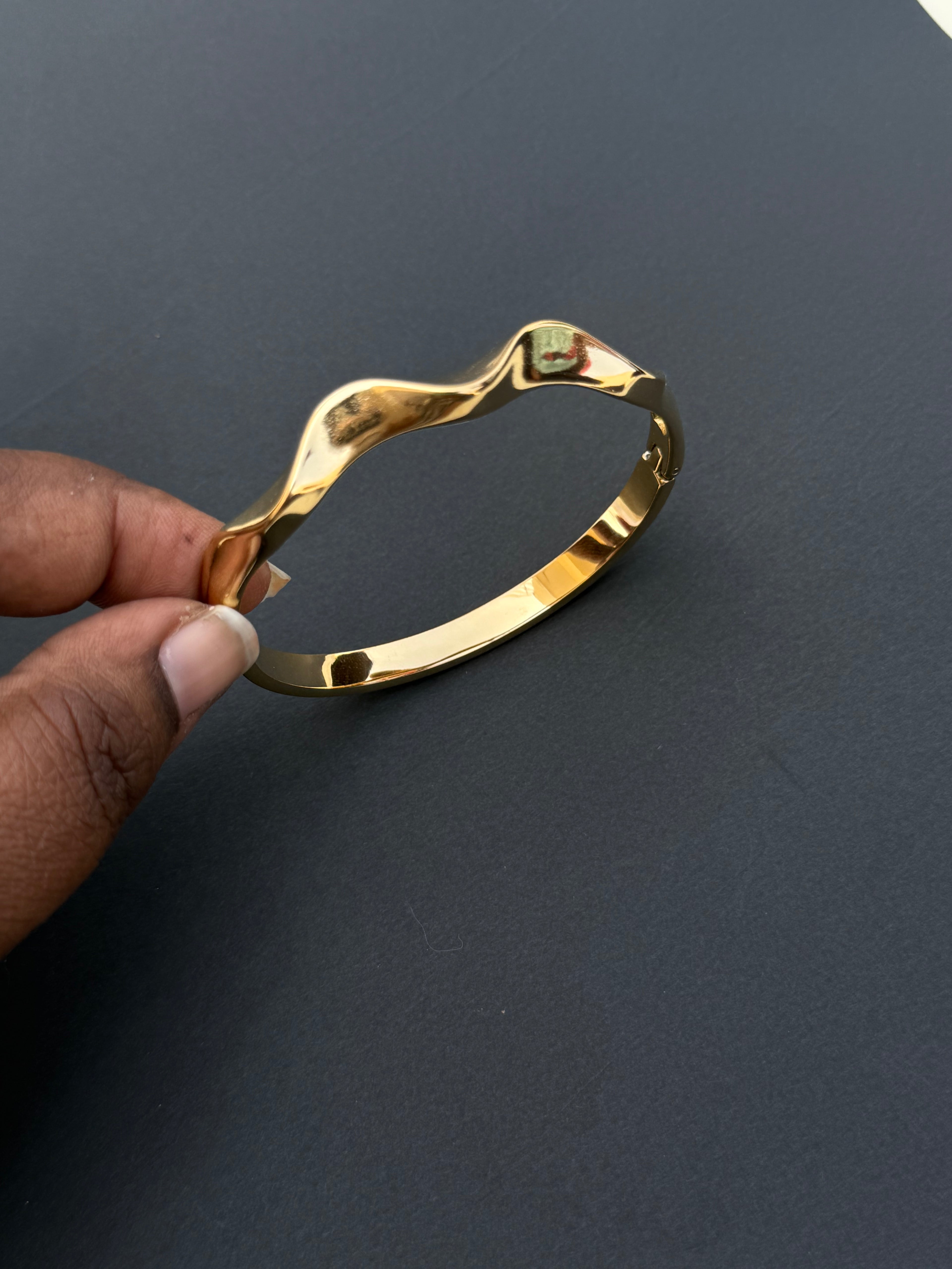 Br002 anti tarnish bracelet