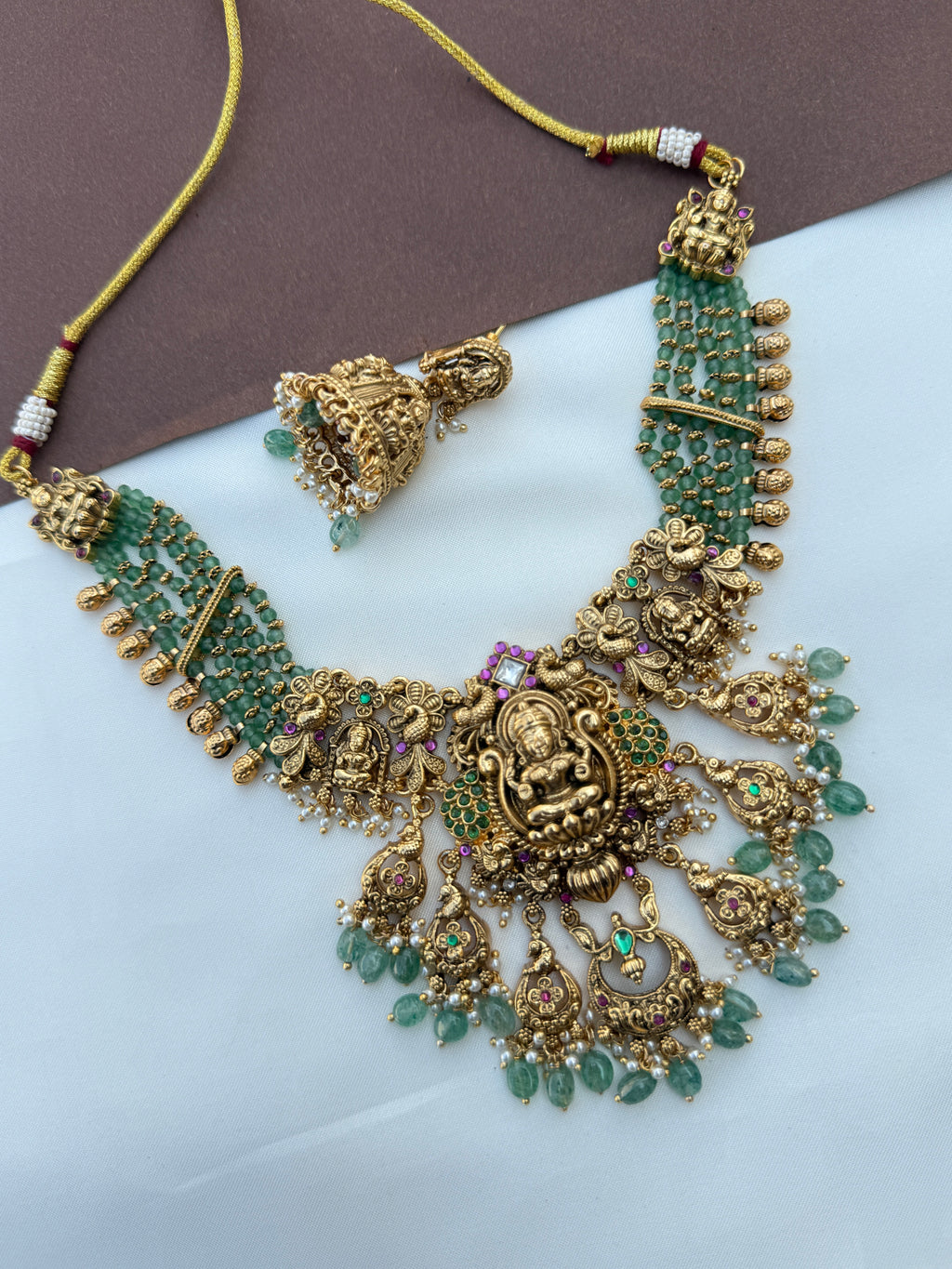 Ns642 nakshi Lakshmi devi jadau kundan green bead neckset