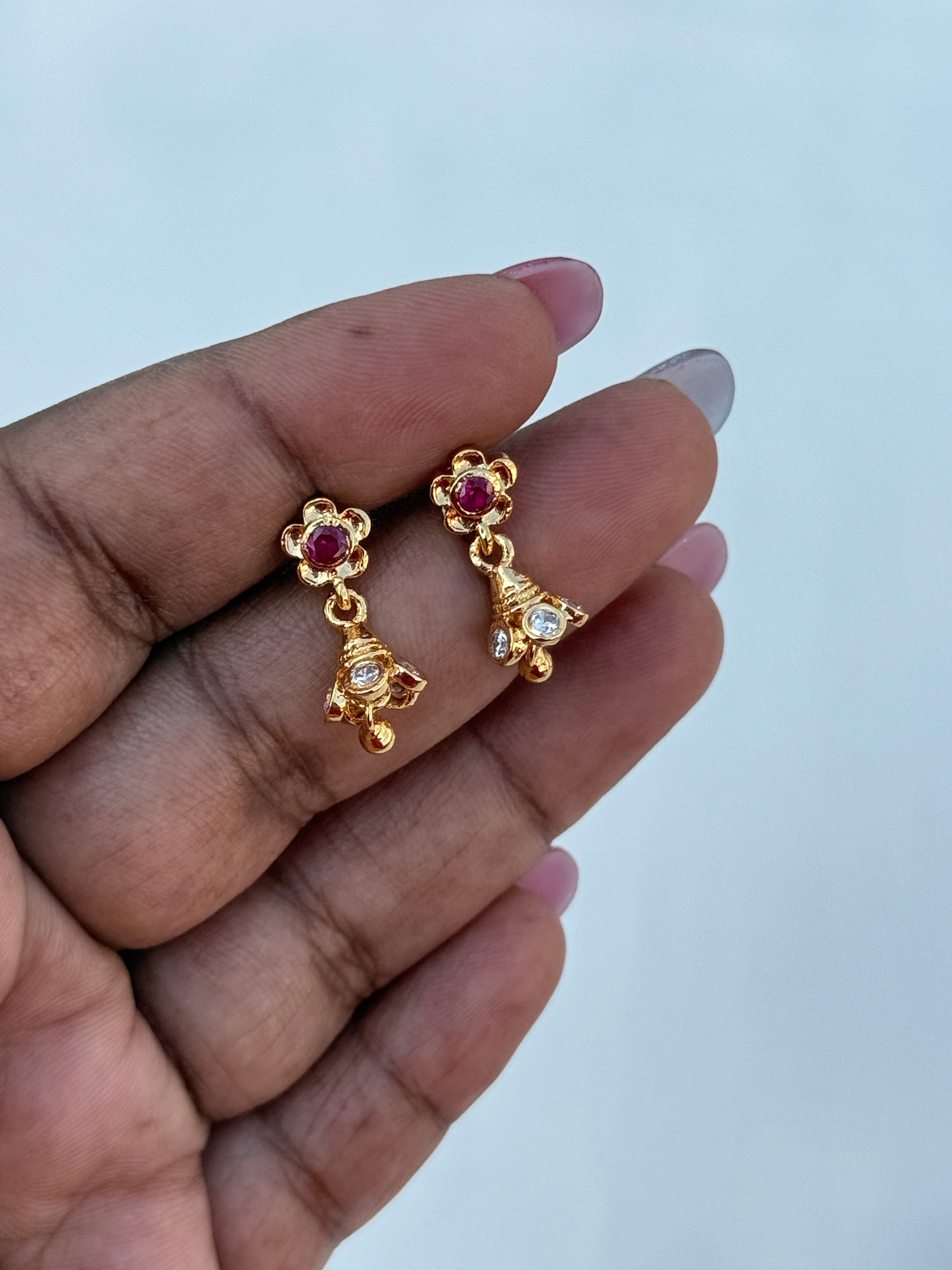Ph183 panchaloham small butta  back screw earrings